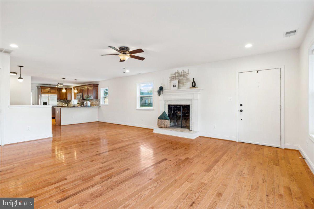 DOWNTOWN FREDERICK - Residential