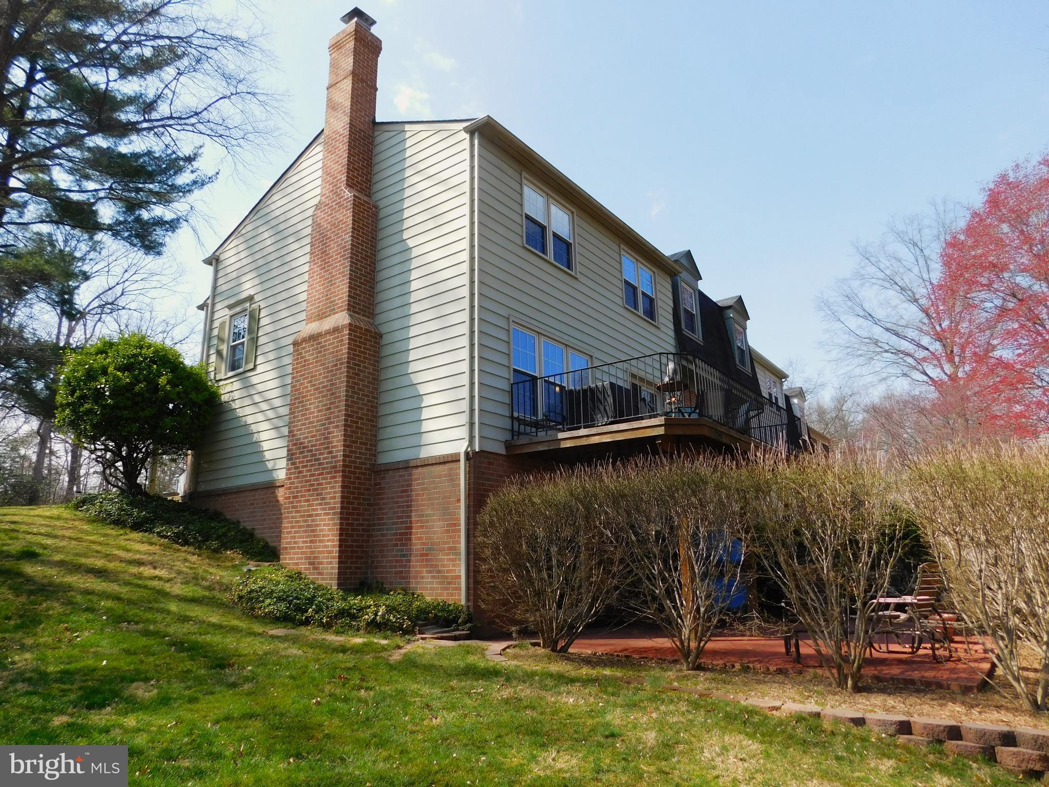 RESTON - Residential