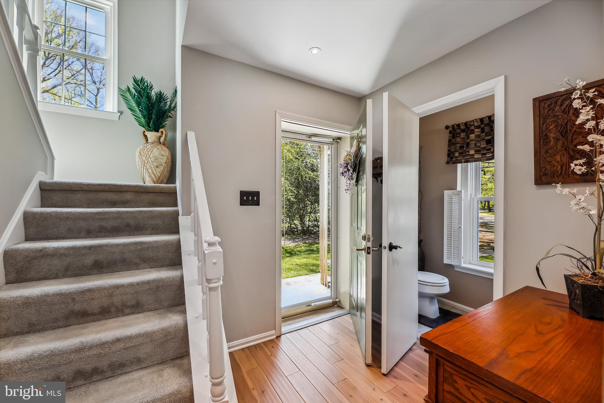 RESTON - Residential