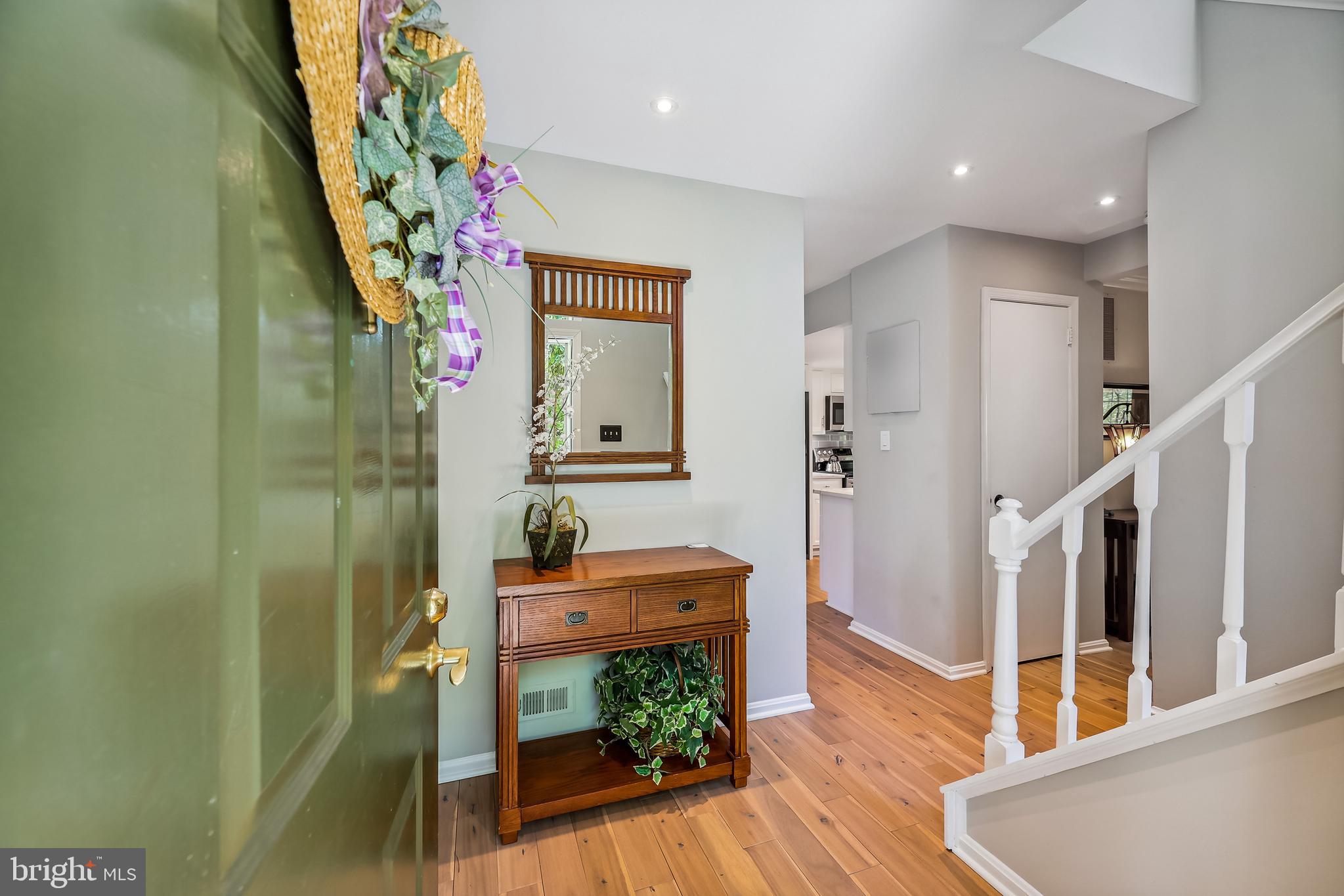 RESTON - Residential