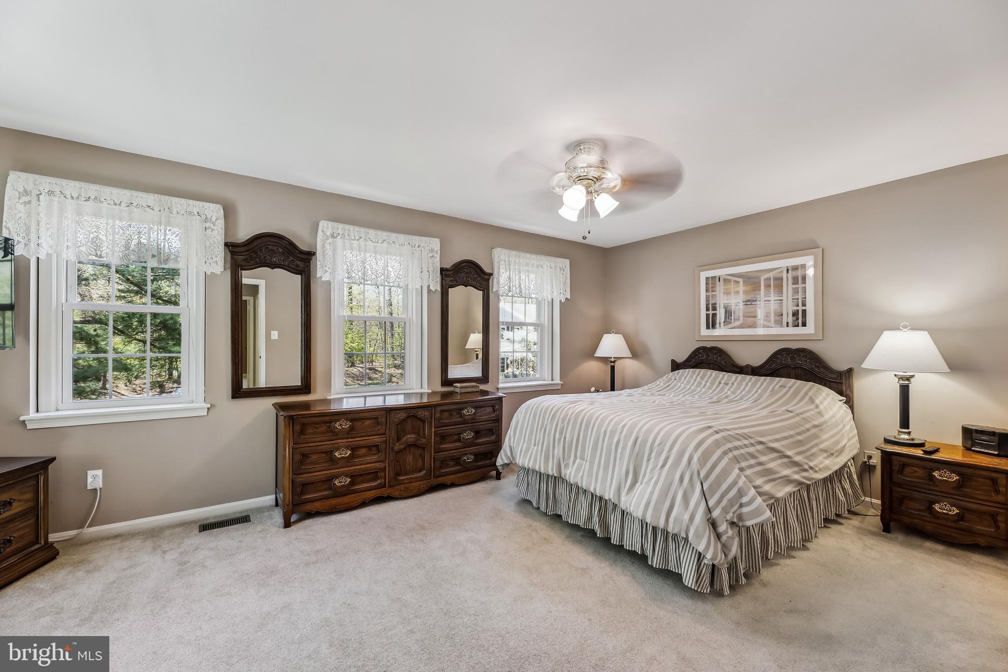 RESTON - Residential