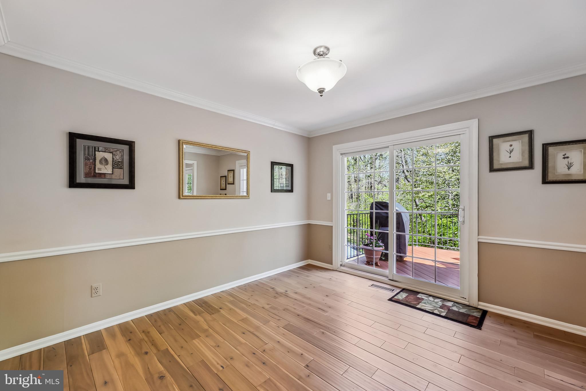 RESTON - Residential