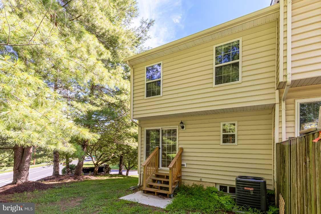 20252 RED BUCKEYE COURT