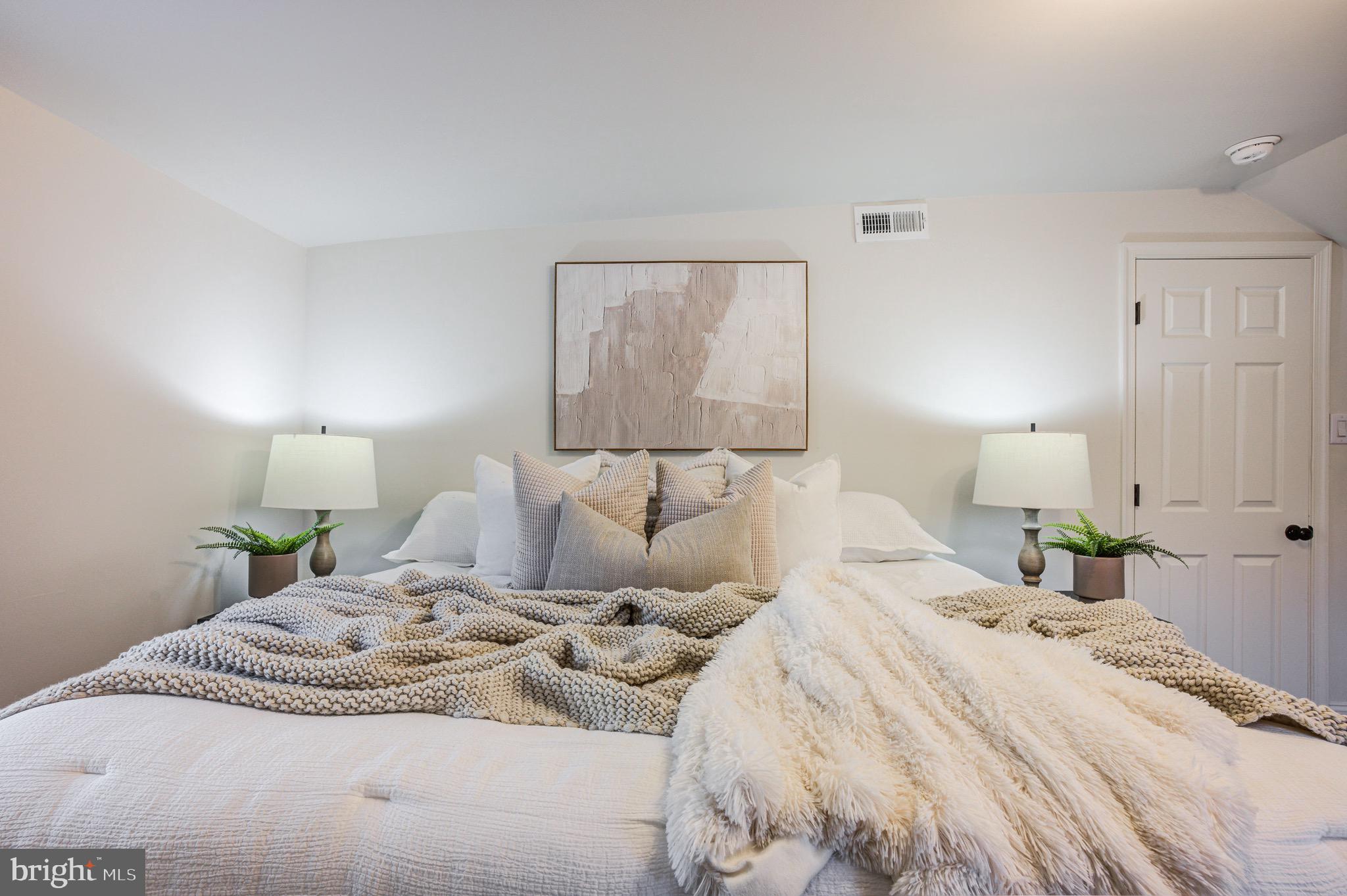 GWYNN OAK SUMMIT - Residential