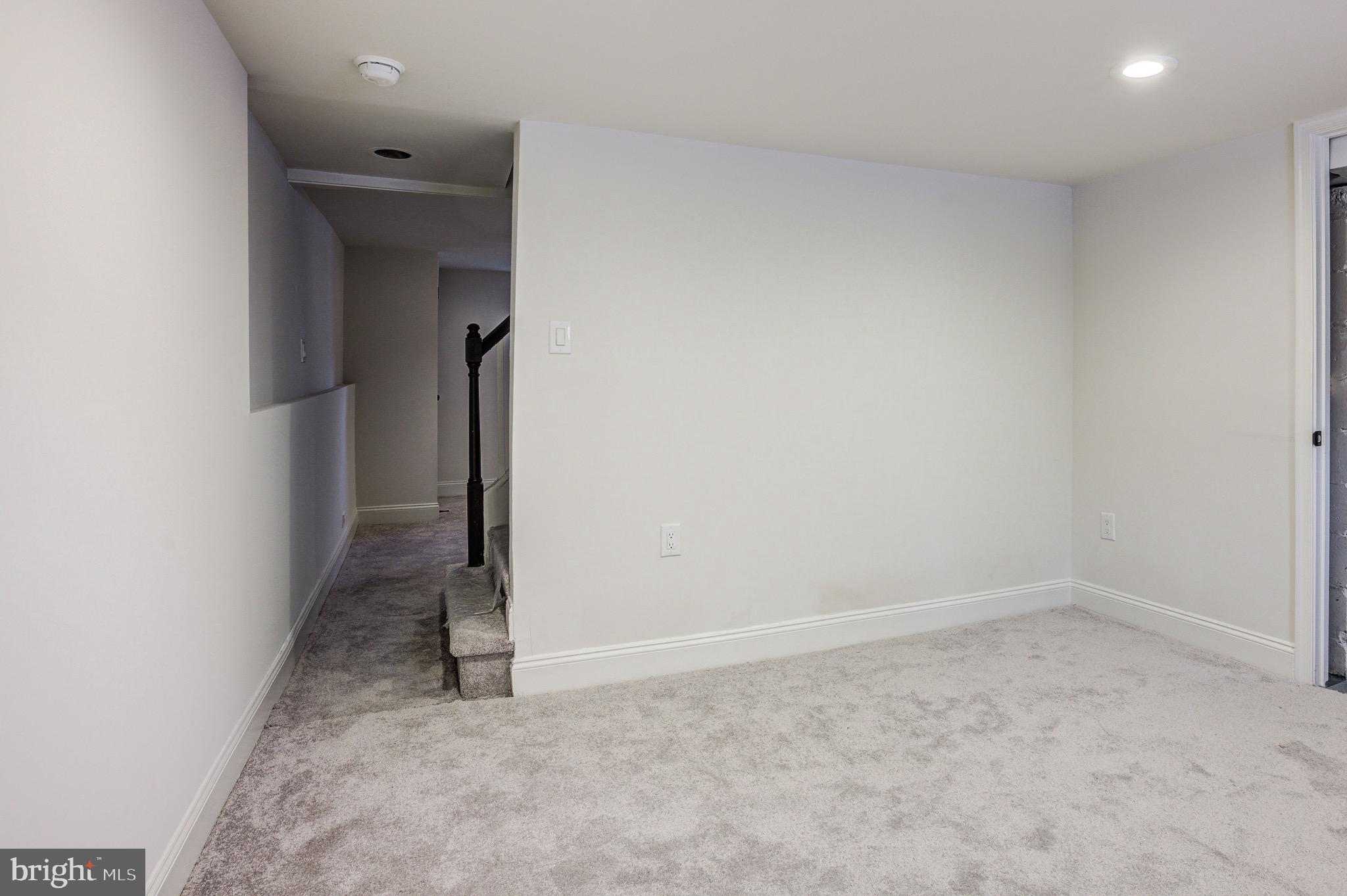 GWYNN OAK SUMMIT - Residential