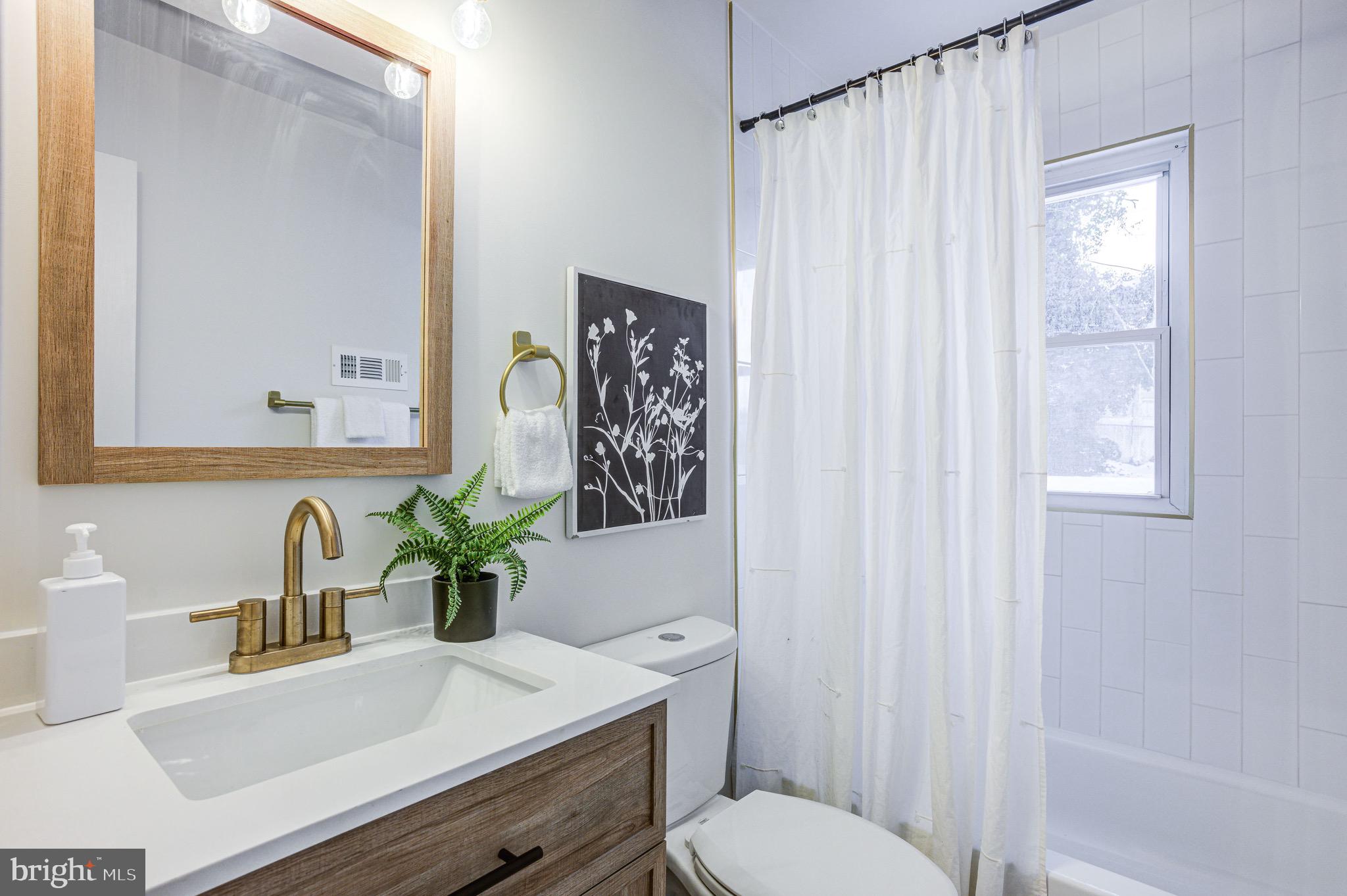 GWYNN OAK SUMMIT - Residential