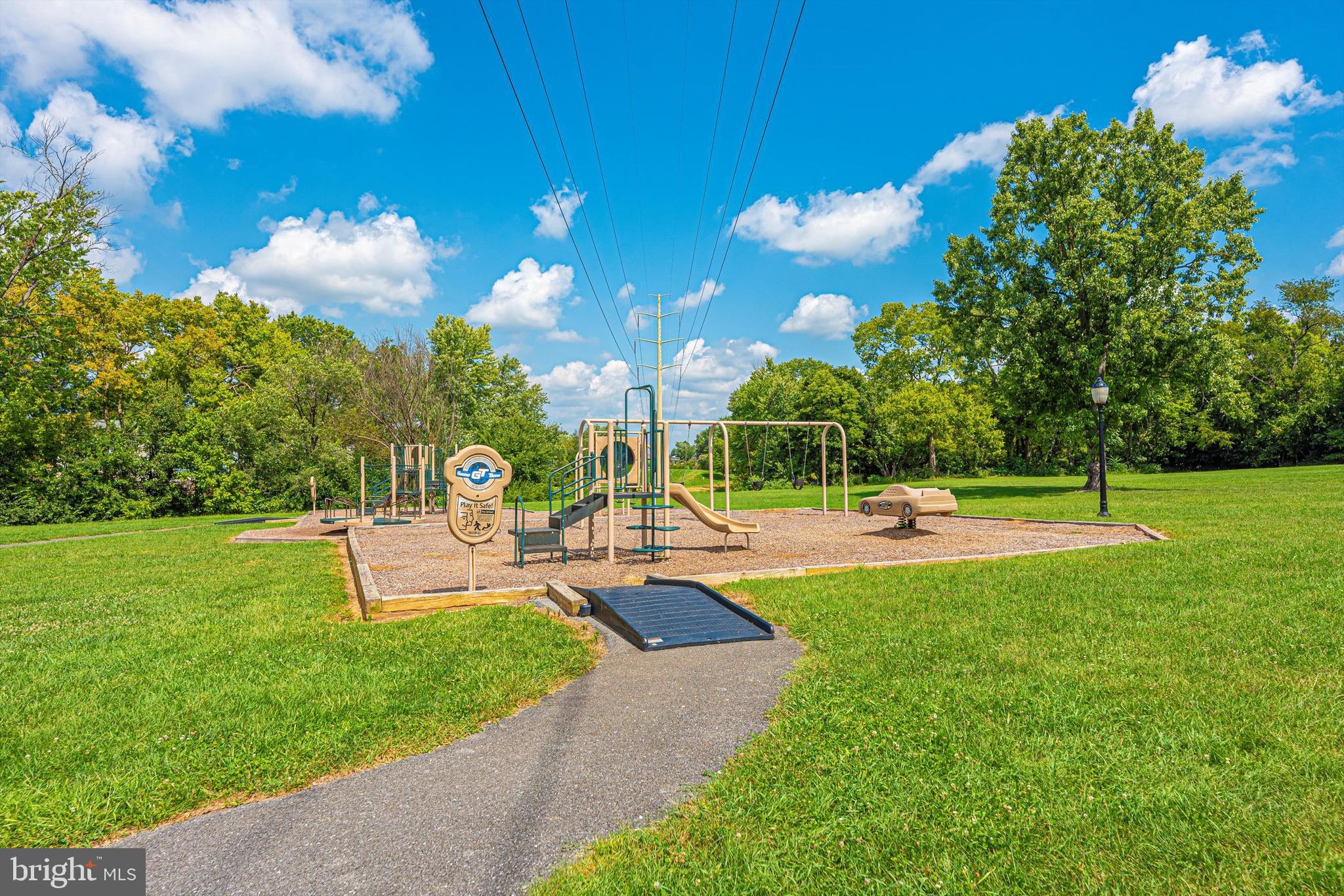 MONOCACY VILLAGE - Residential