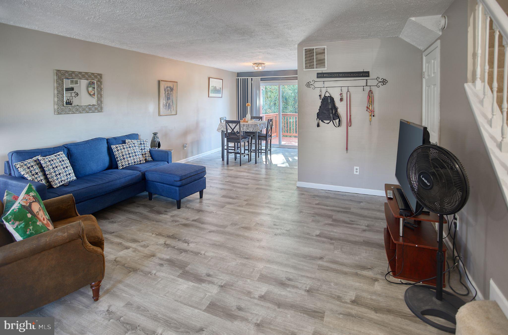 OAK HURST - Residential