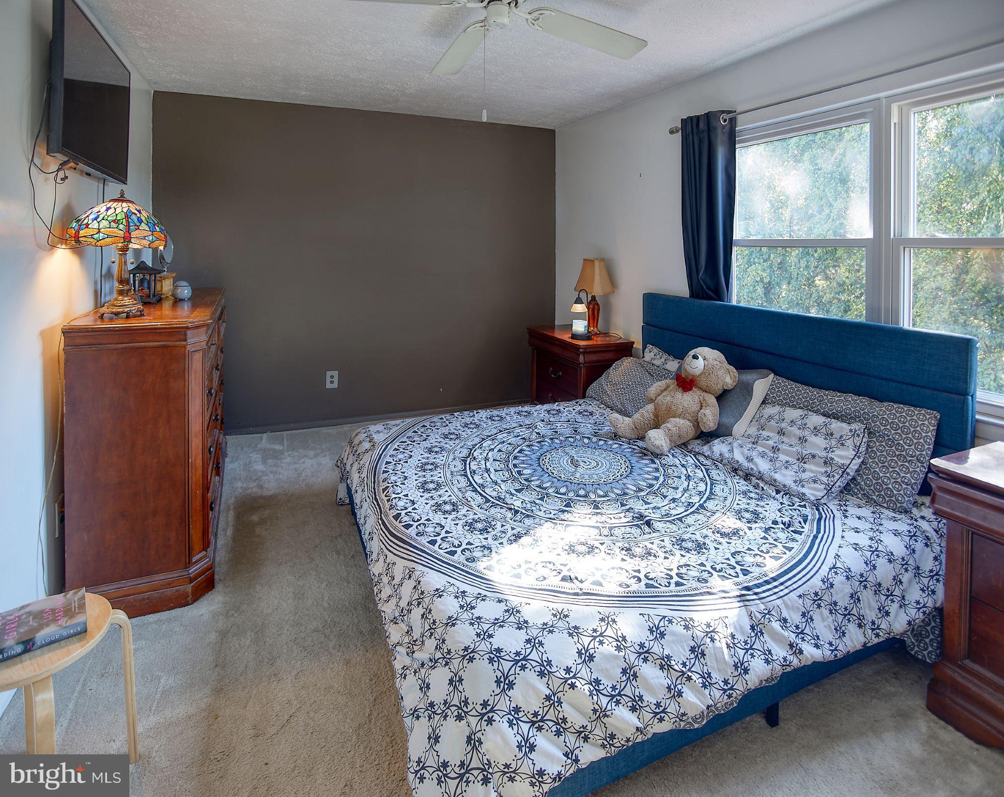 OAK HURST - Residential