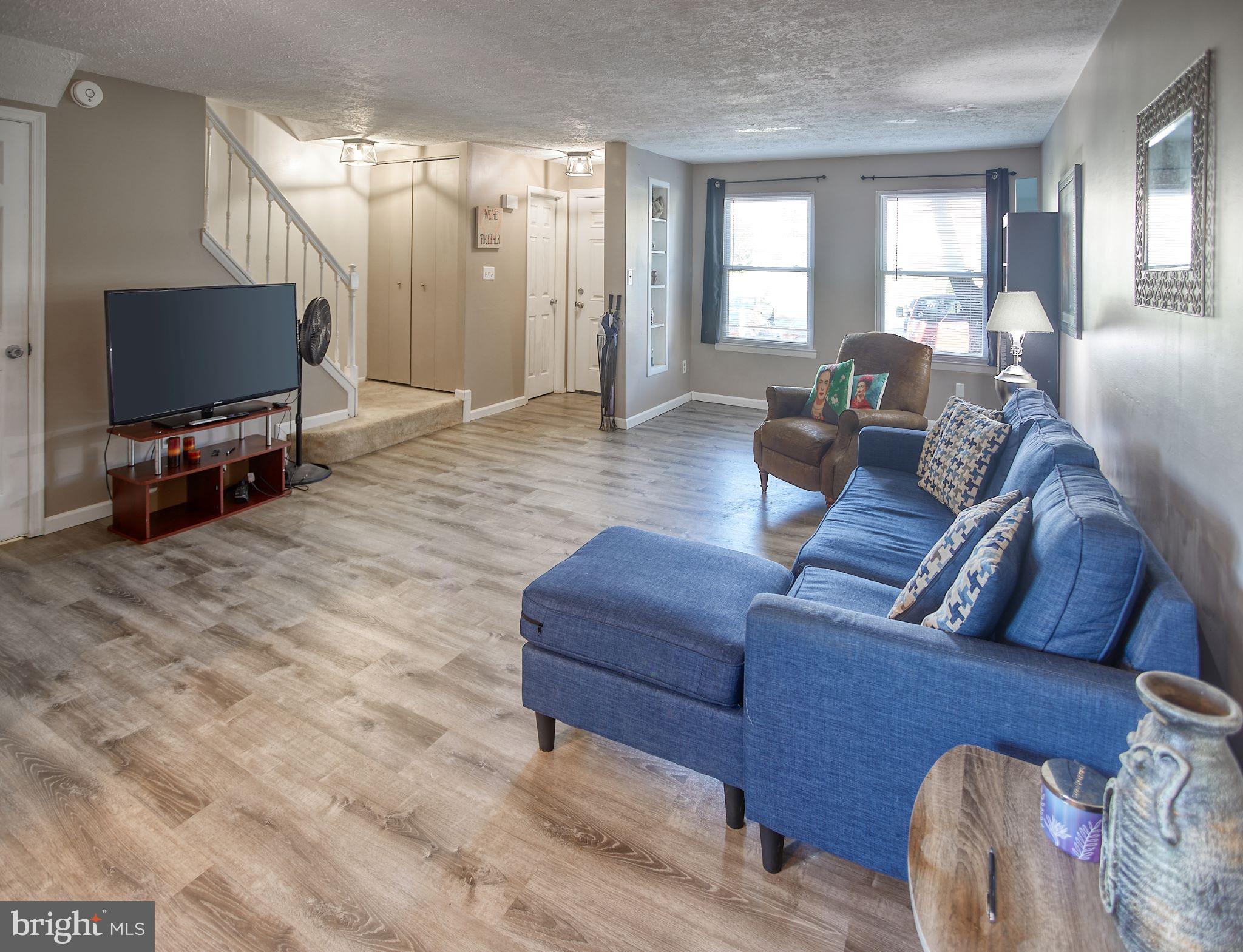 OAK HURST - Residential