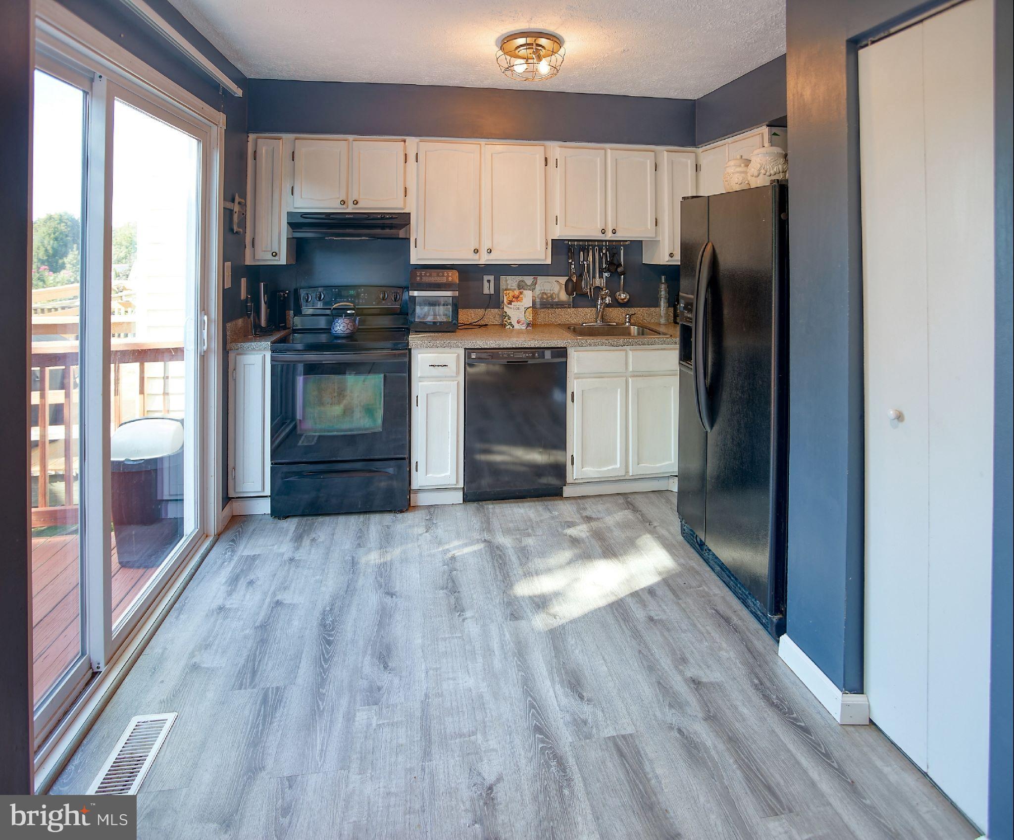 OAK HURST - Residential