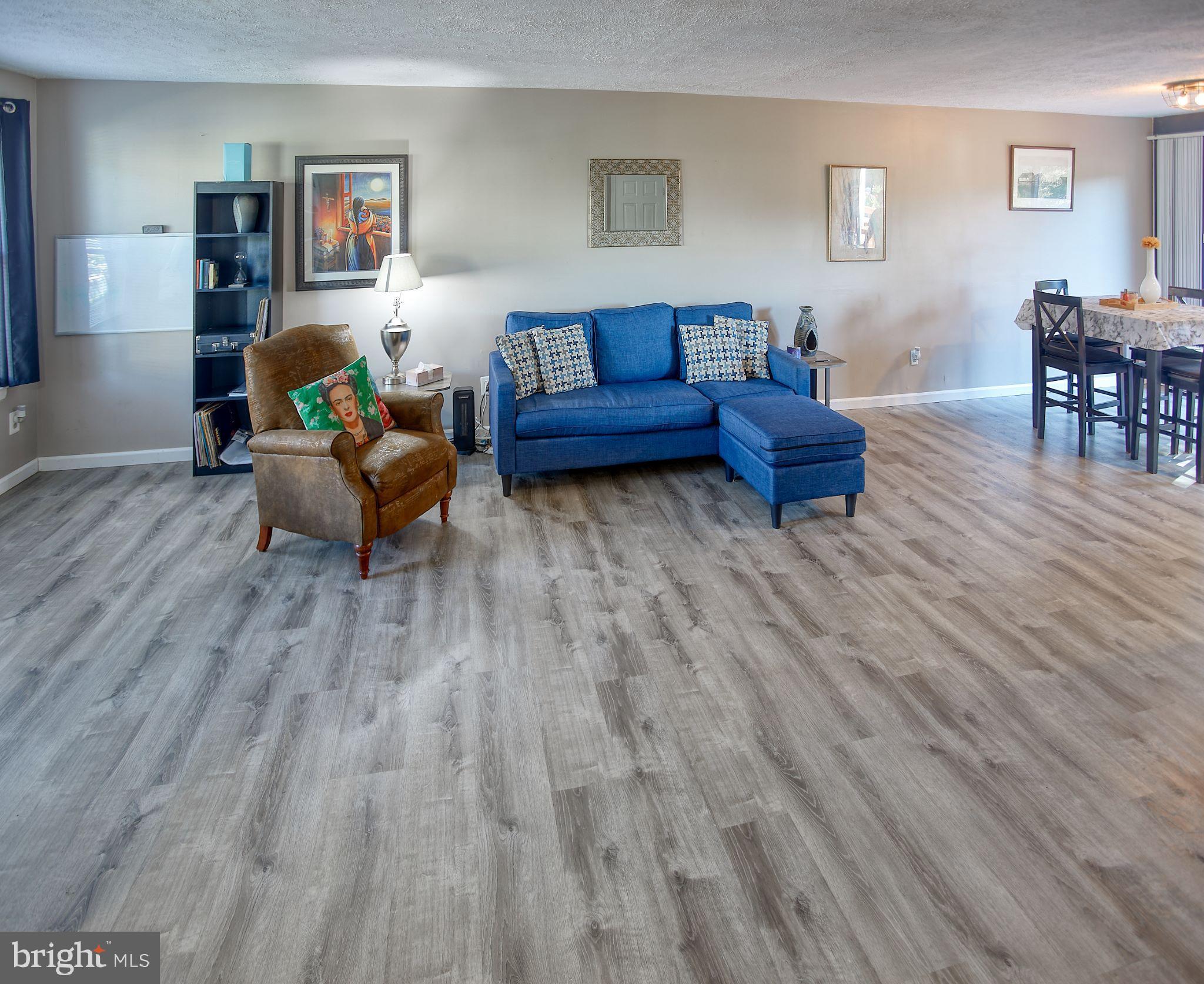 OAK HURST - Residential