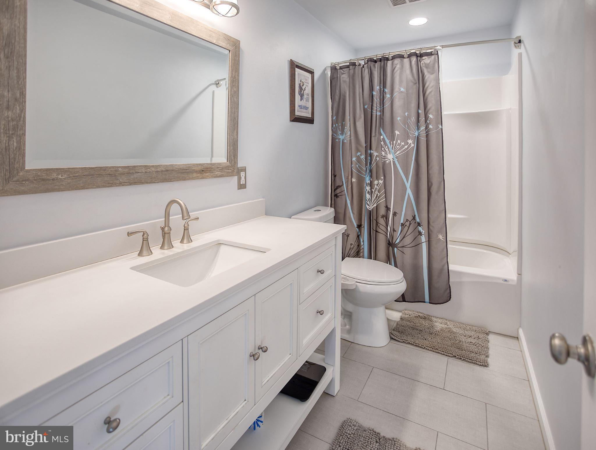 OAK HURST - Residential