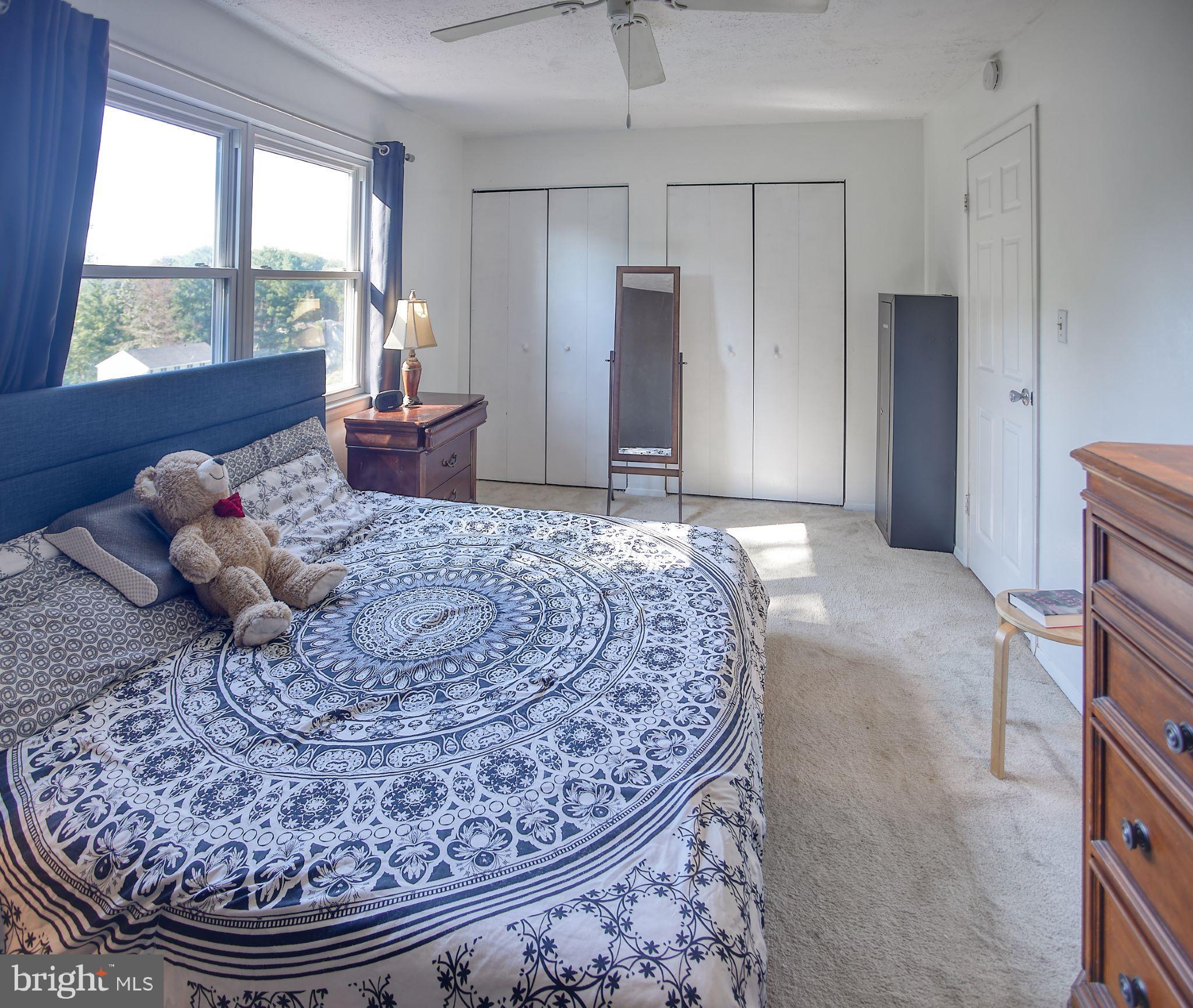 OAK HURST - Residential