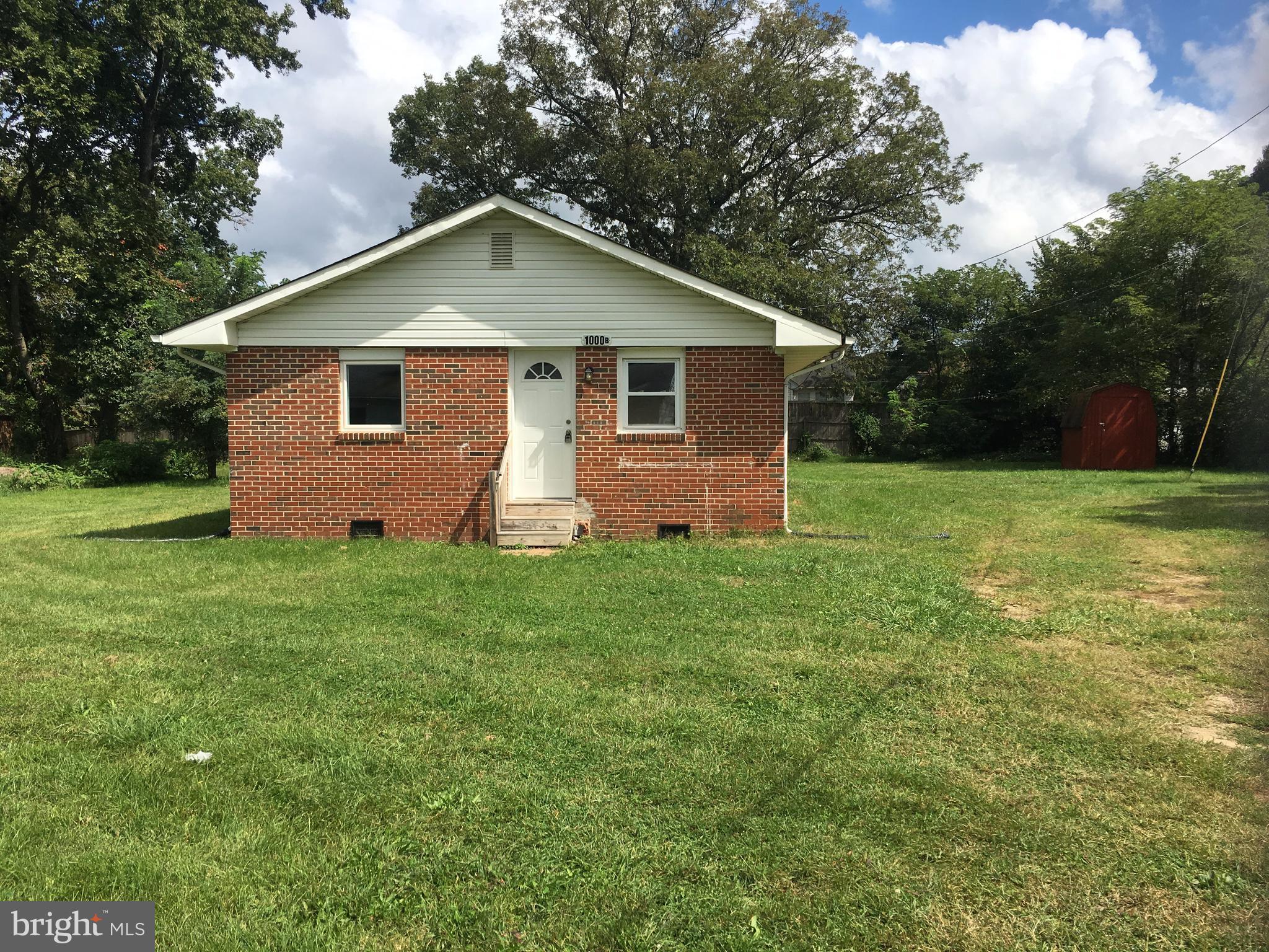 You can not beat this price in La Plata for single family living! Prime location close to shopping, hospital, transportation. Section 8 OK