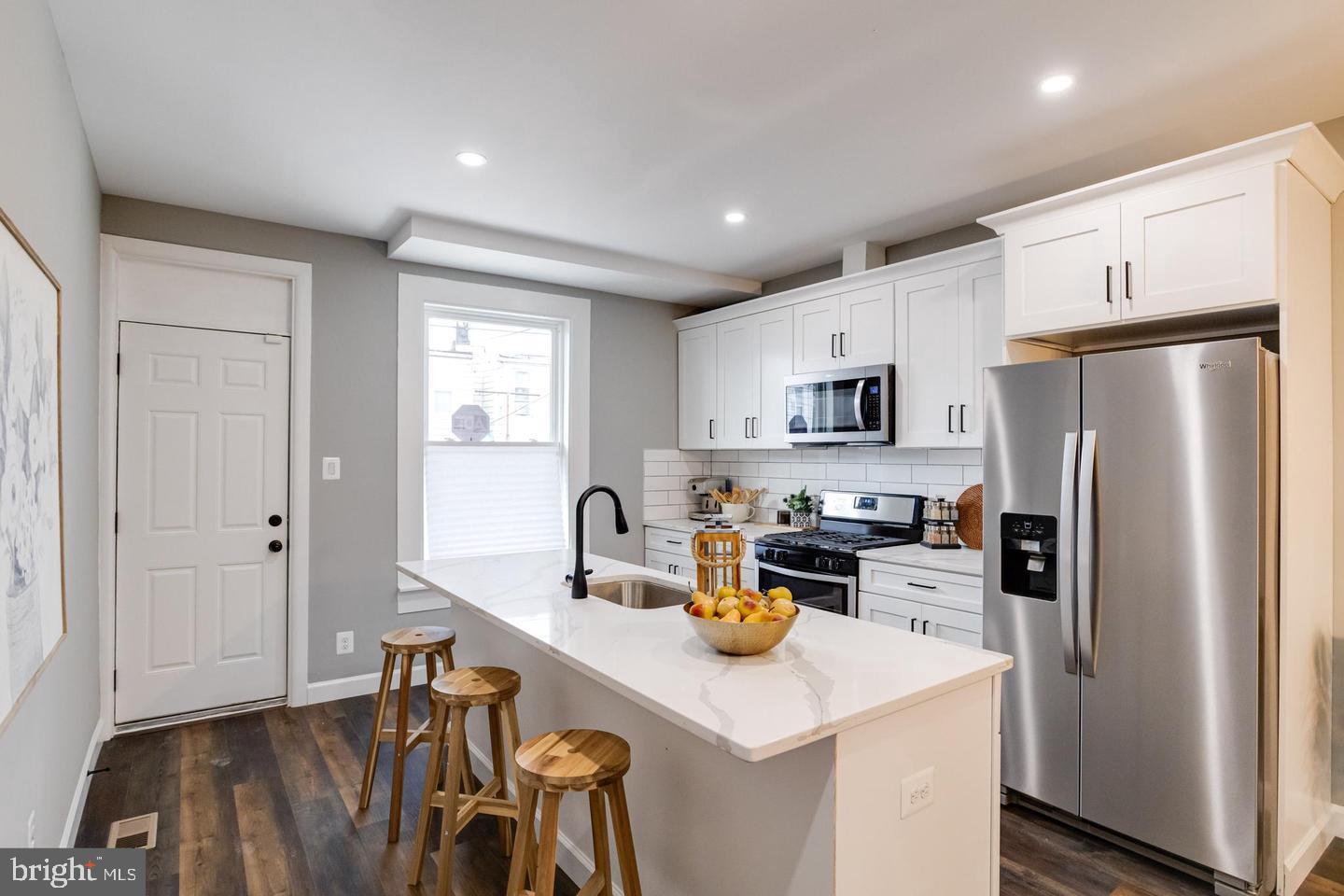 HIGHLANDTOWN - Residential Lease