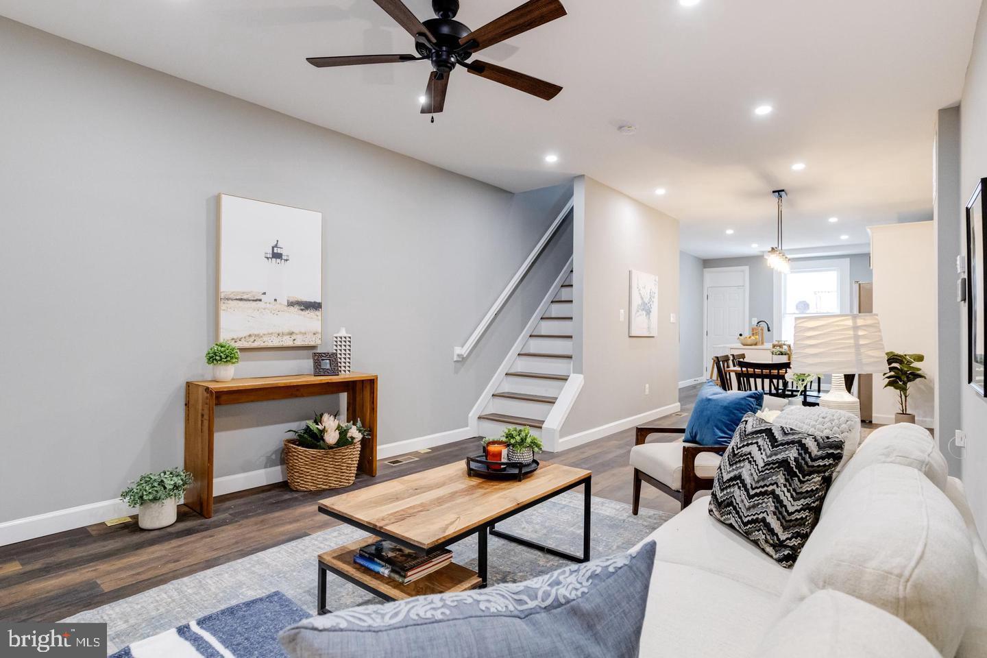 HIGHLANDTOWN - Residential Lease