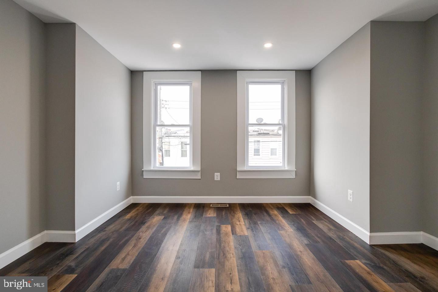 HIGHLANDTOWN - Residential Lease
