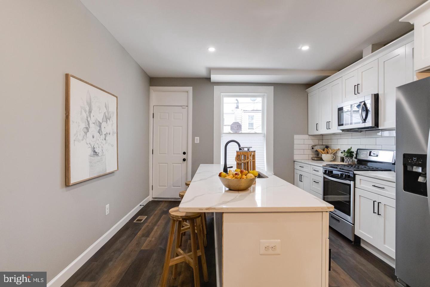 HIGHLANDTOWN - Residential Lease