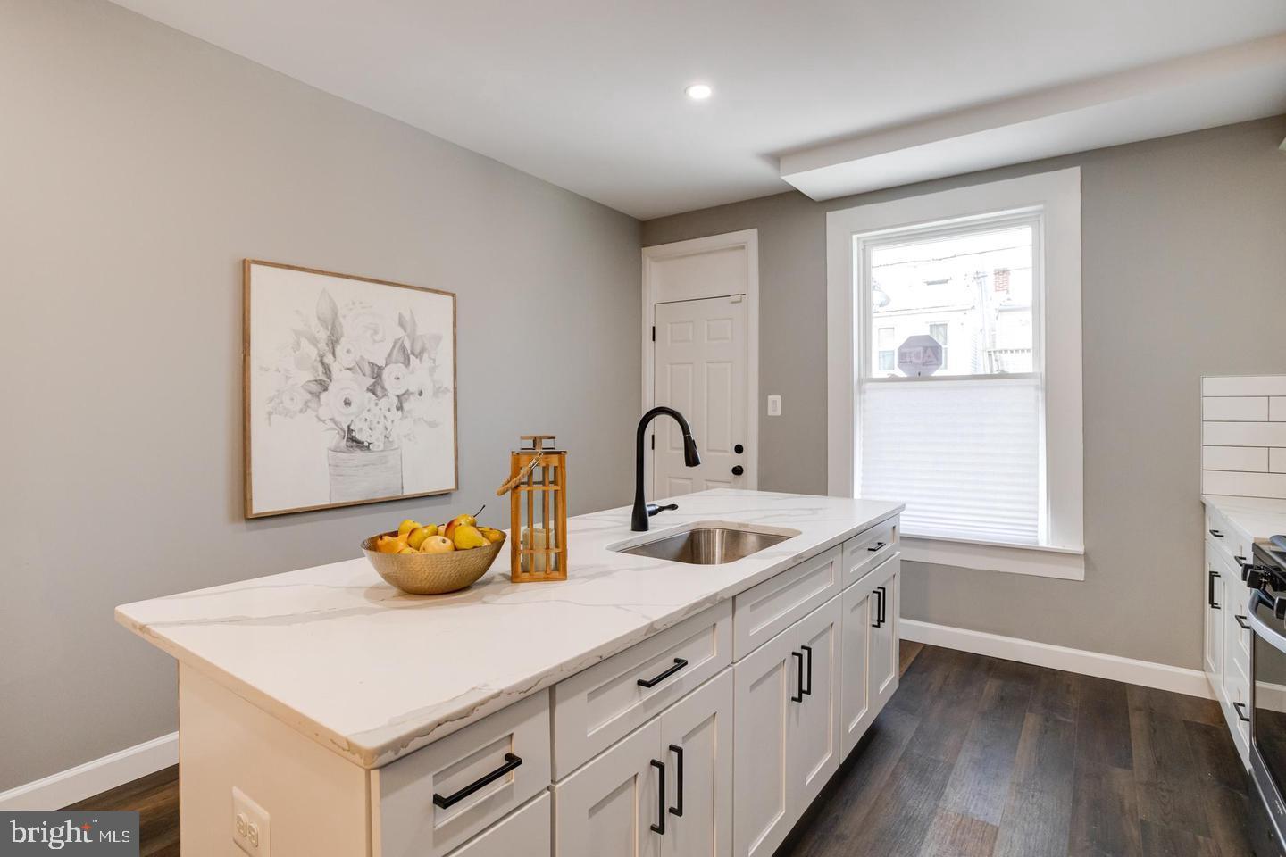 HIGHLANDTOWN - Residential Lease