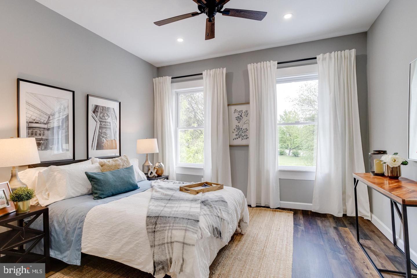 HIGHLANDTOWN - Residential Lease