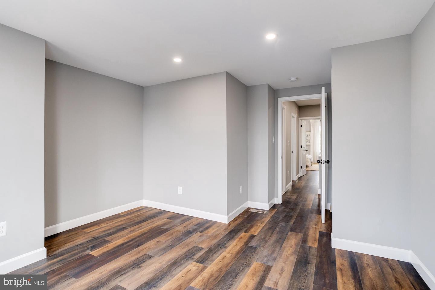 HIGHLANDTOWN - Residential Lease