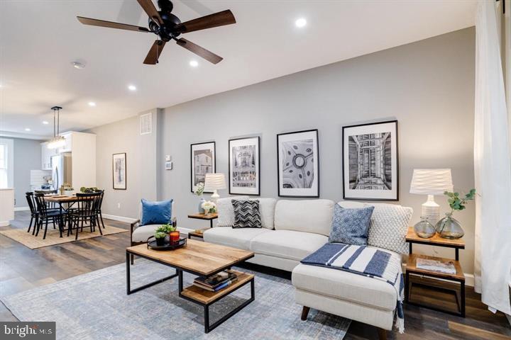 HIGHLANDTOWN - Residential Lease