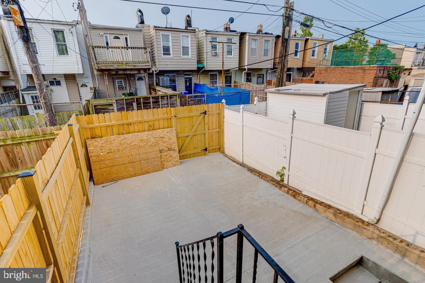 HIGHLANDTOWN - Residential Lease