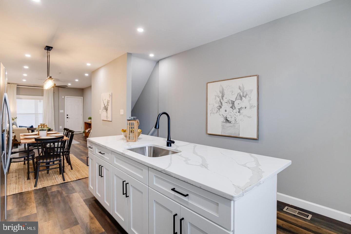 HIGHLANDTOWN - Residential Lease