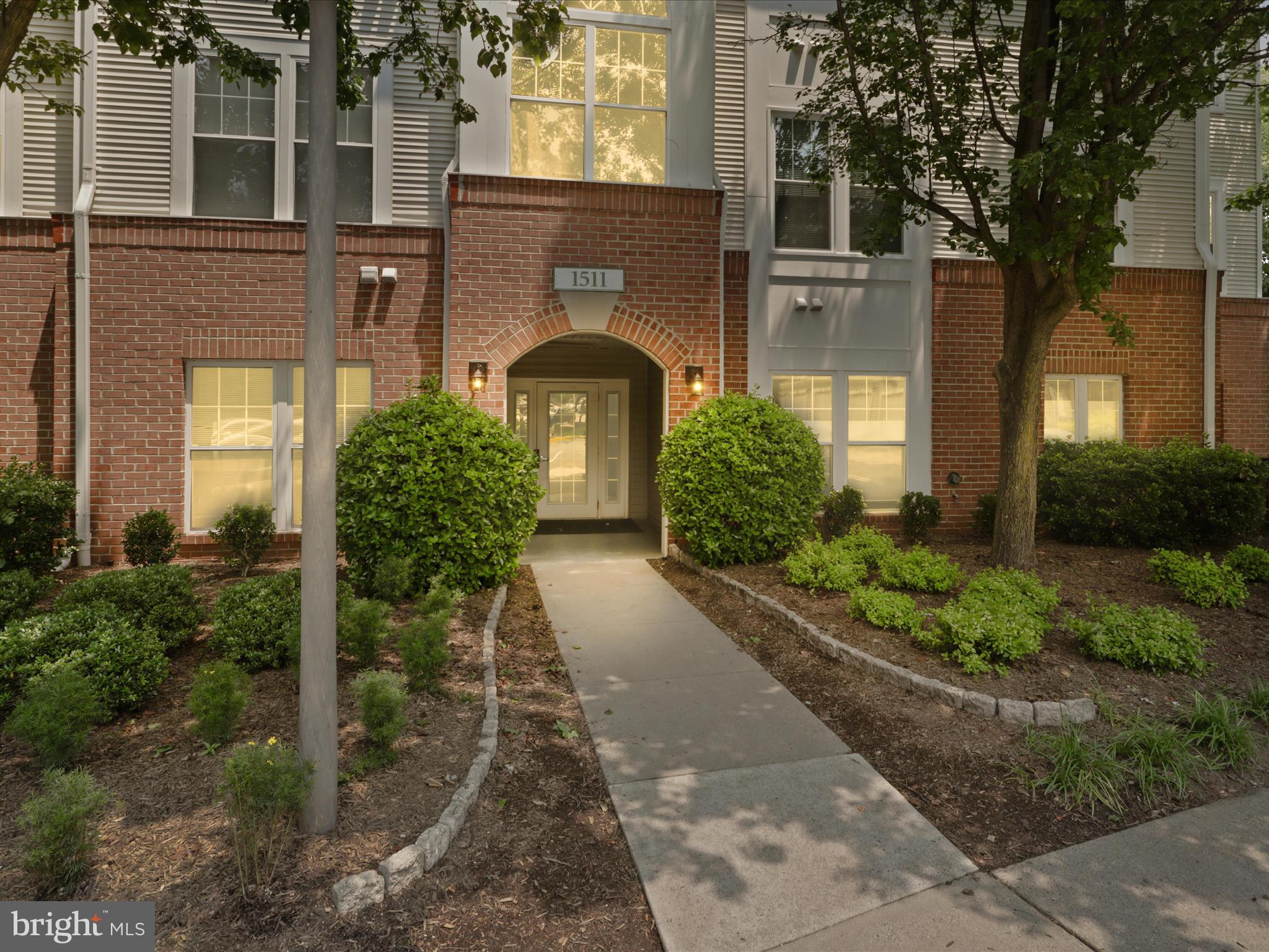 1511 N POINT DRIVE 304