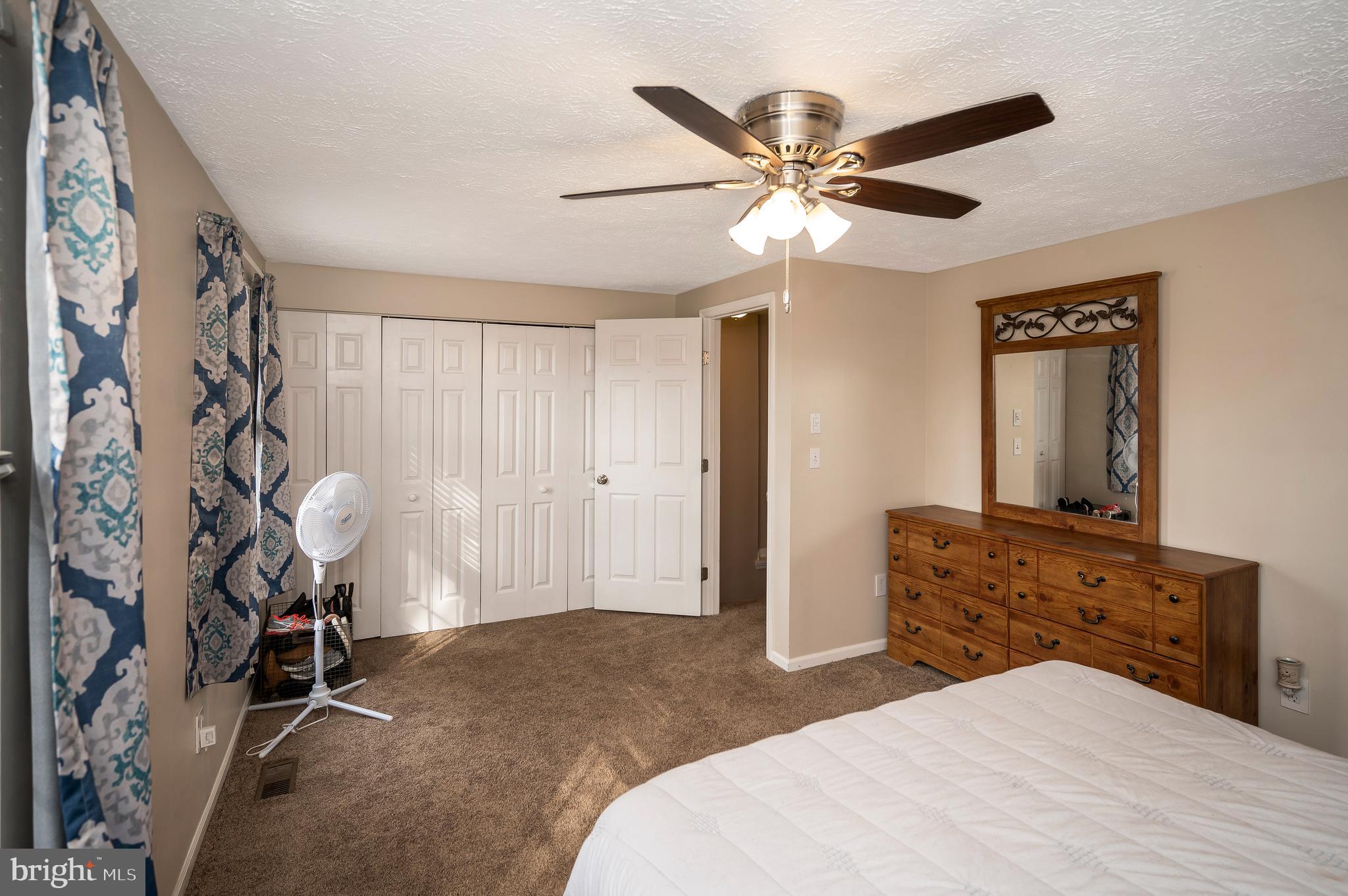 LIBERTY PLACE - Residential