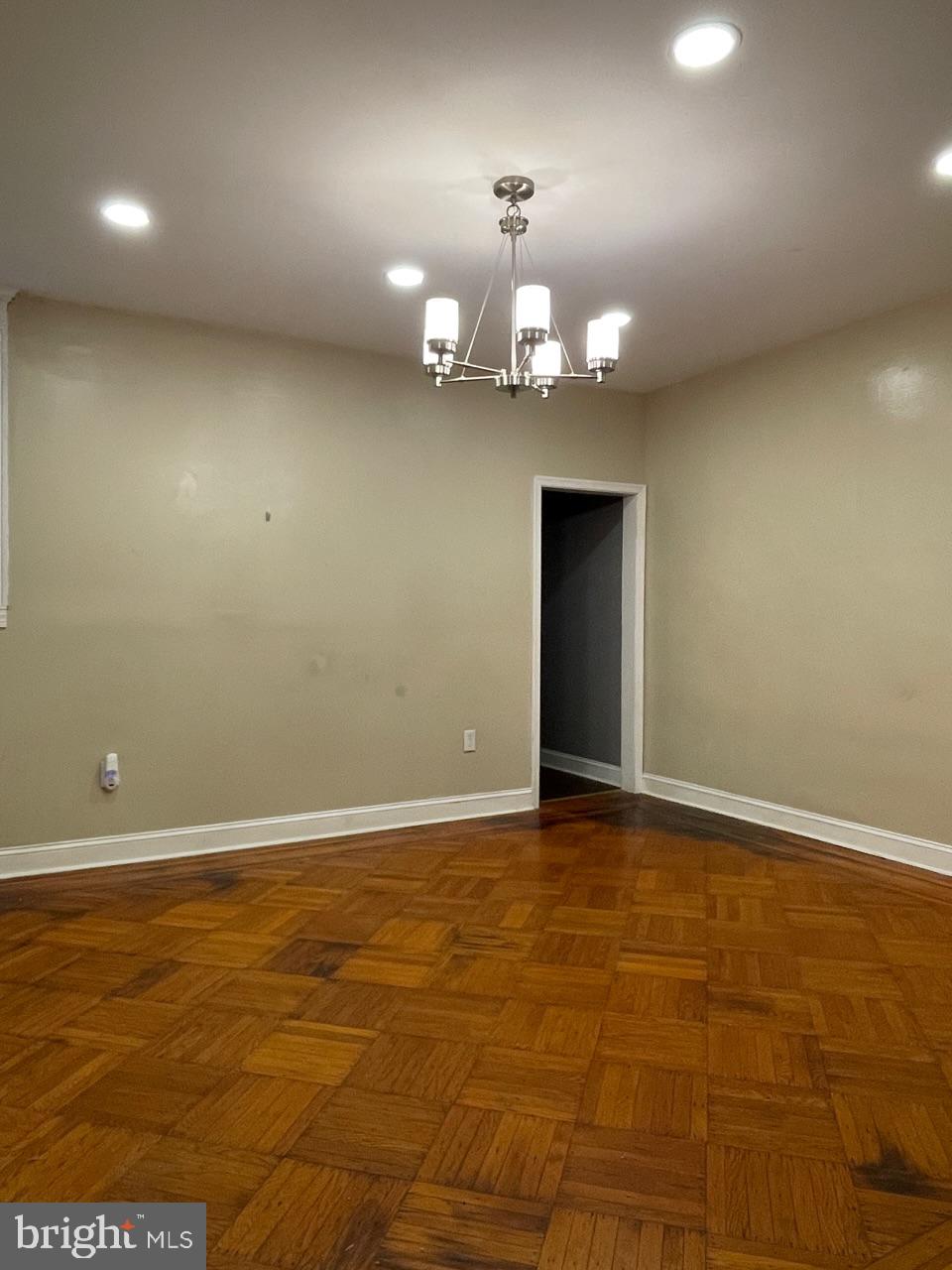 LOGAN - Residential Lease