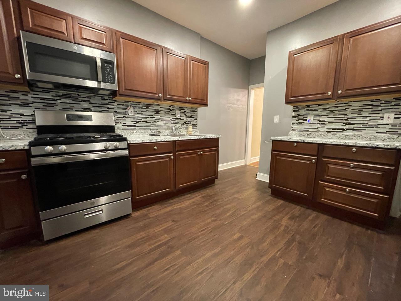 LOGAN - Residential Lease