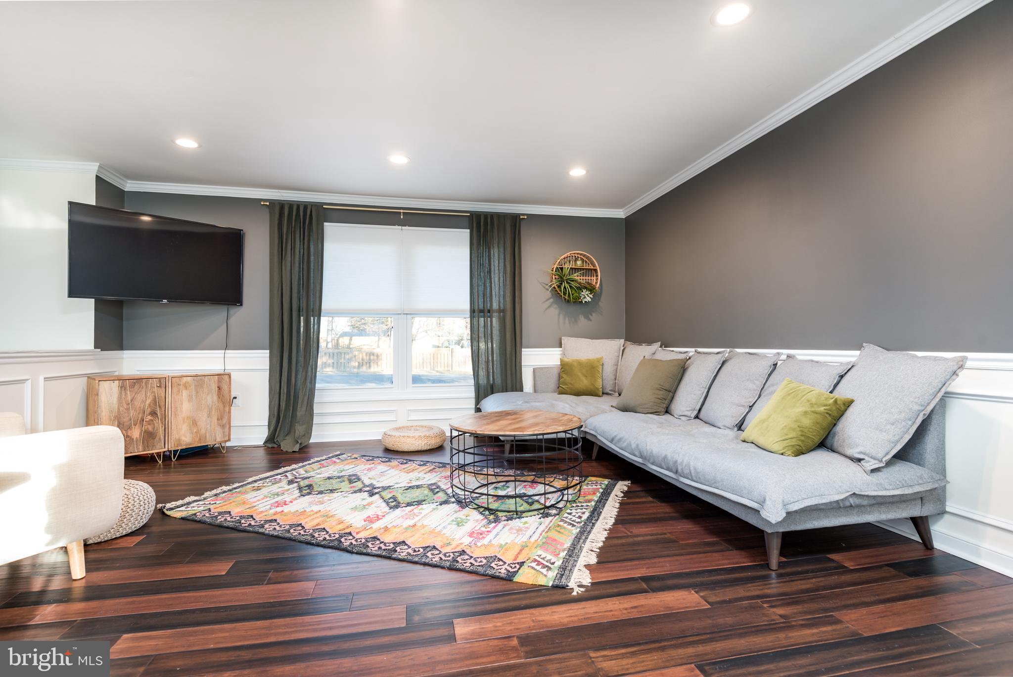 VISTA WOODS - Residential