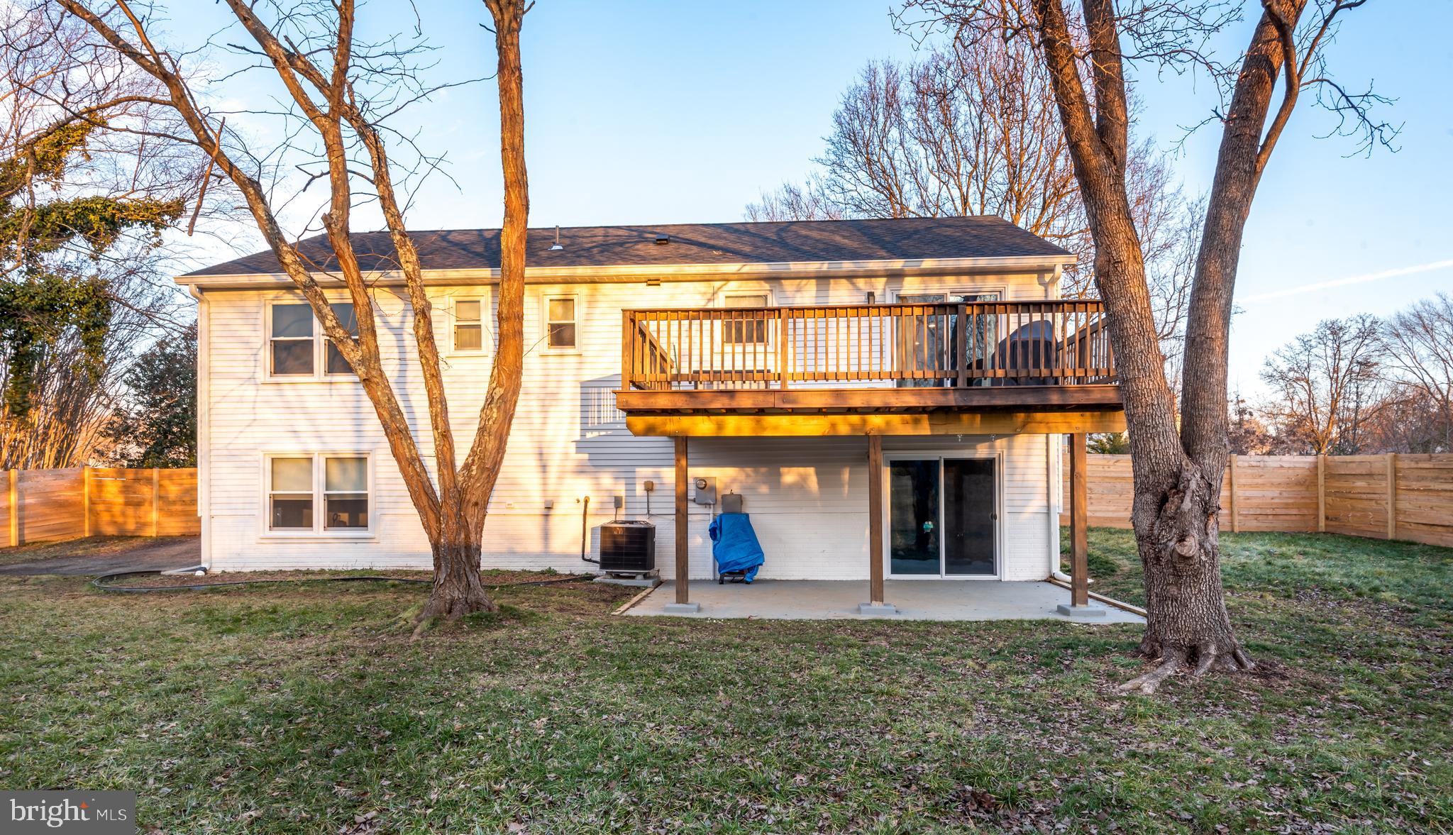 VISTA WOODS - Residential