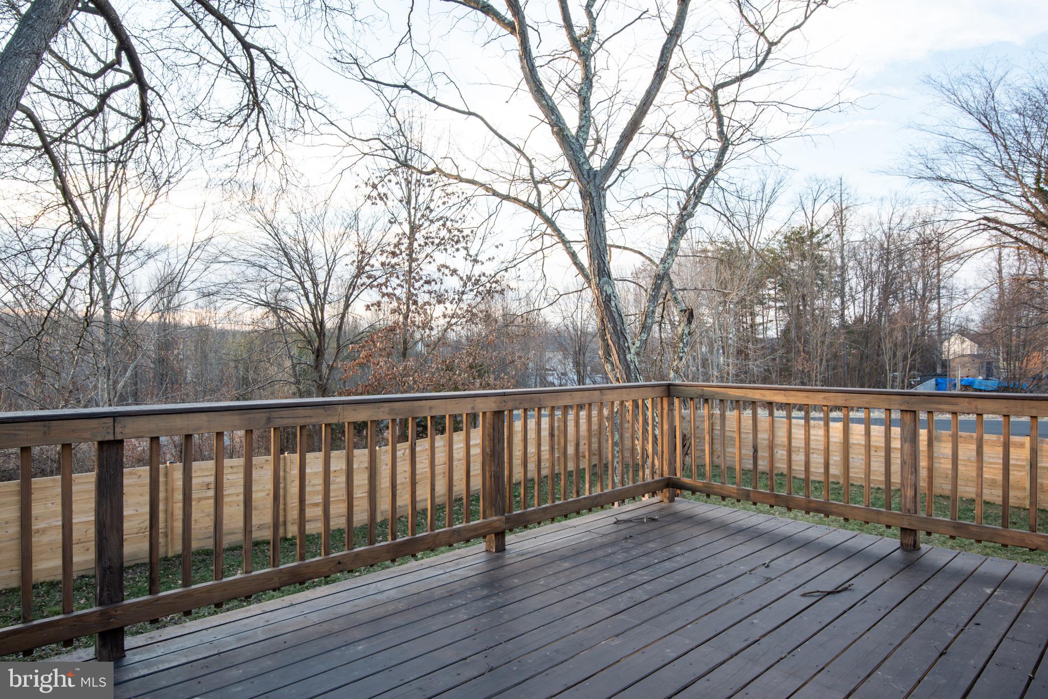 VISTA WOODS - Residential