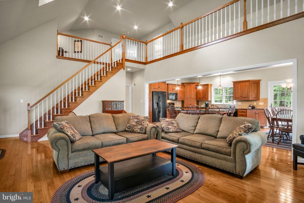 Photo of 362 Aberdeen Road, ELIZABETHTOWN, PA 17022 (MLS # PALA2072858)