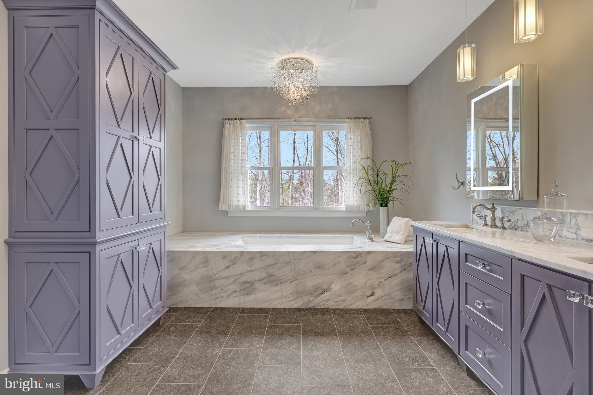 SENECA GREEN - Residential