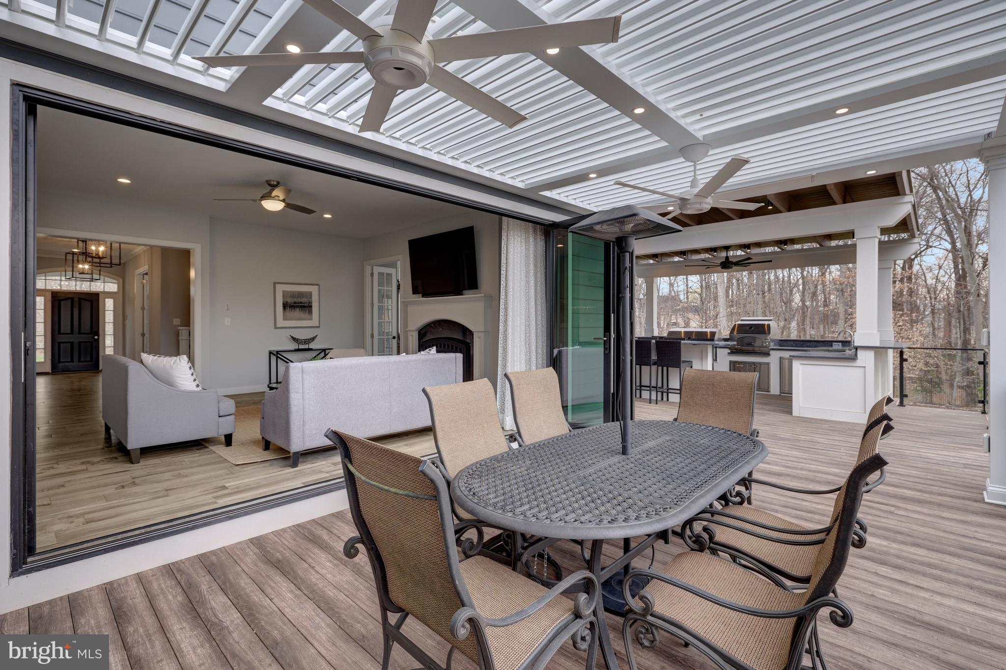 SENECA GREEN - Residential