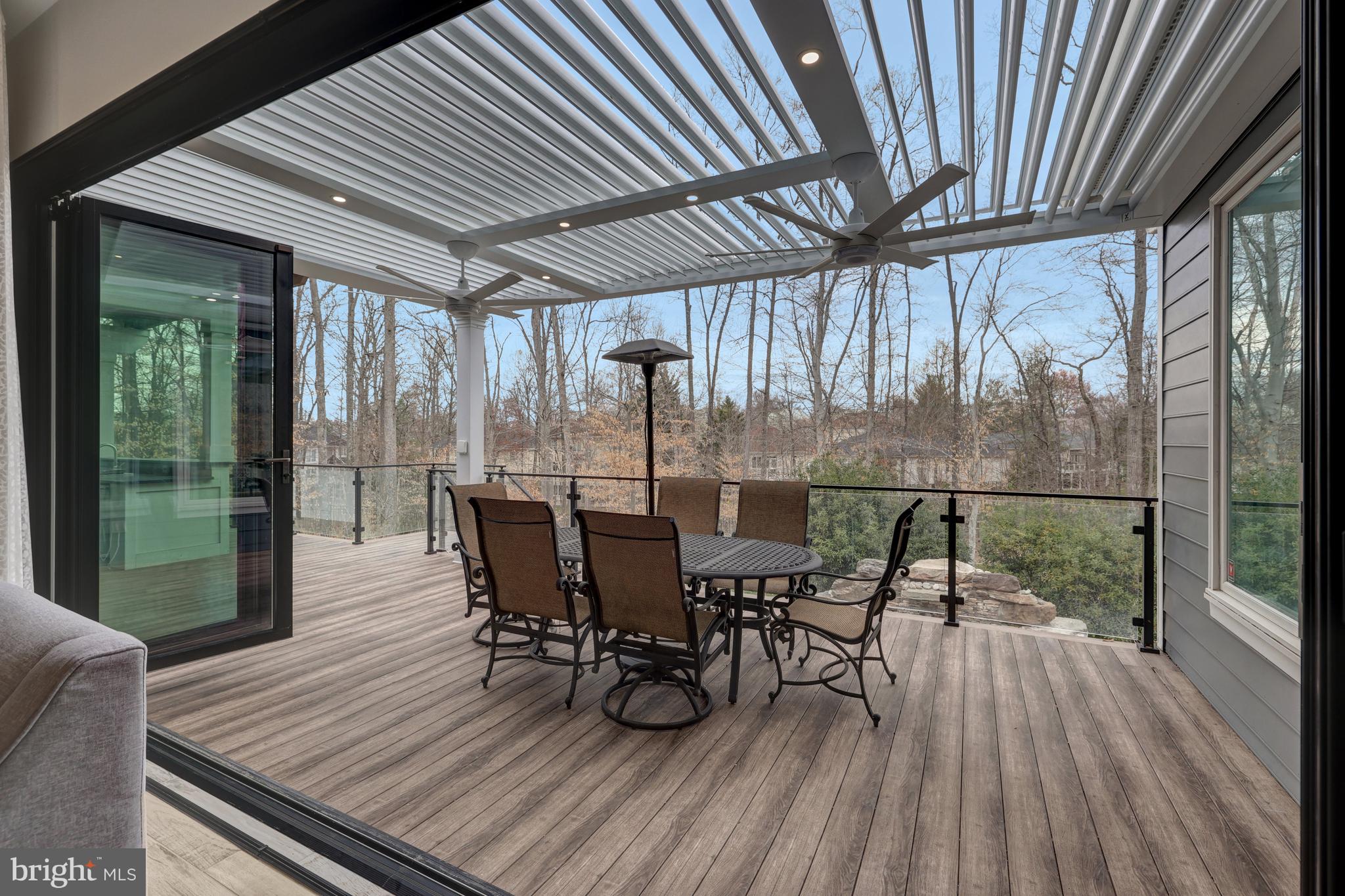 SENECA GREEN - Residential