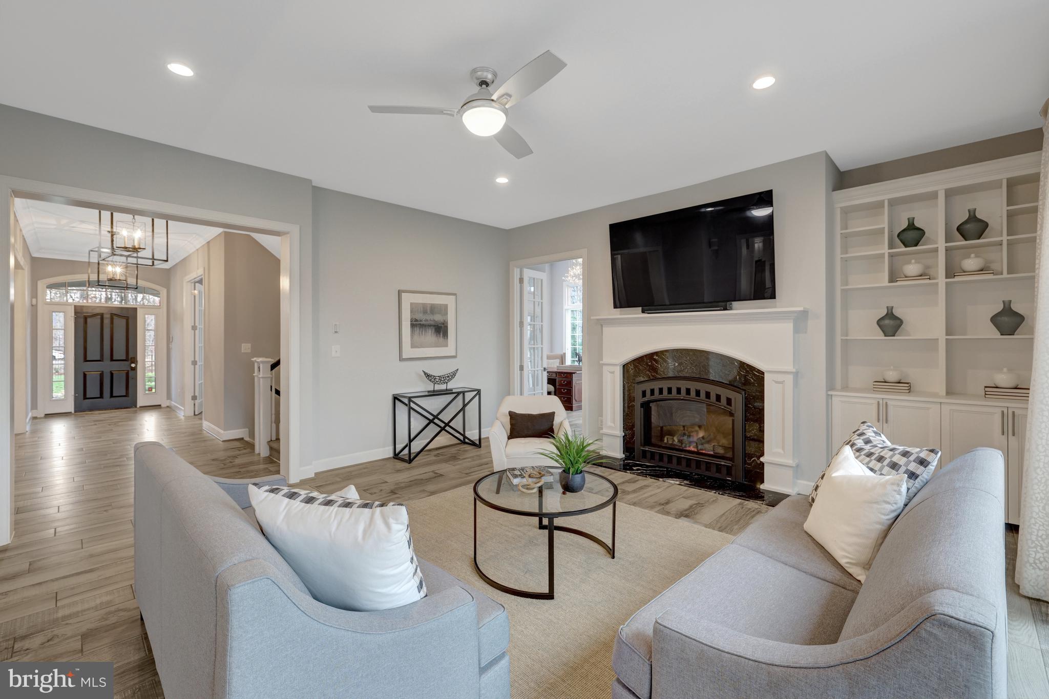 SENECA GREEN - Residential