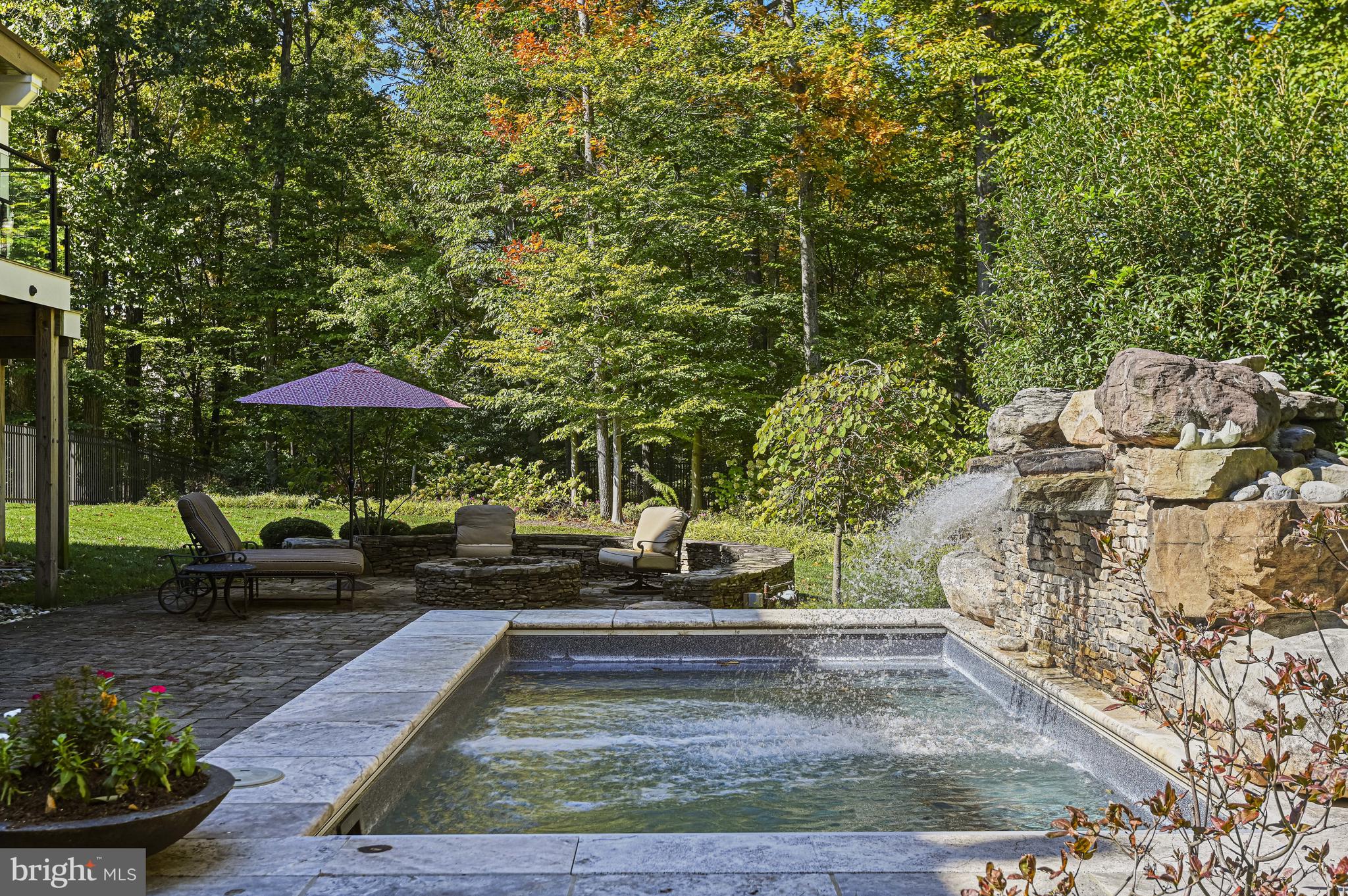 SENECA GREEN - Residential