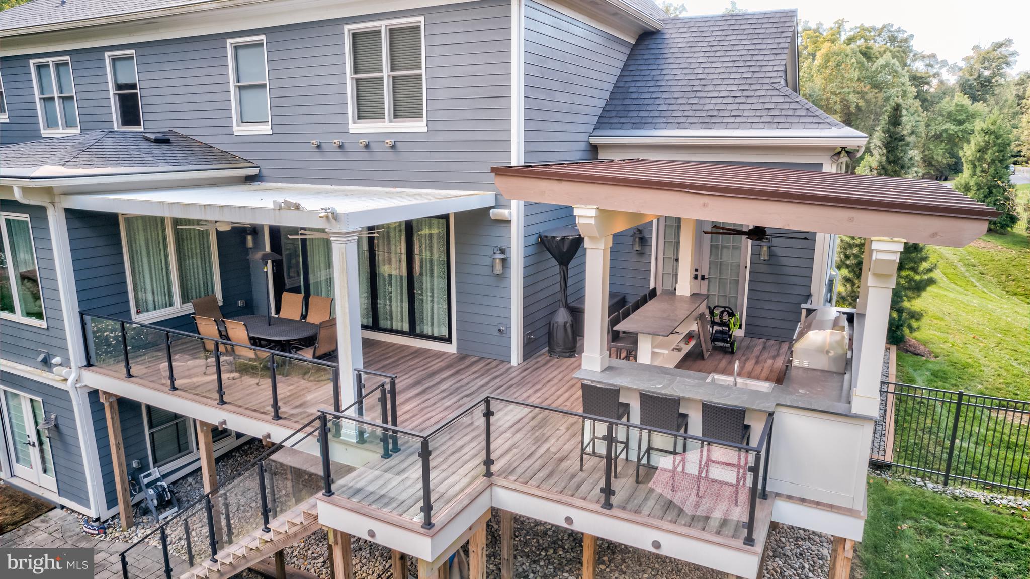 SENECA GREEN - Residential