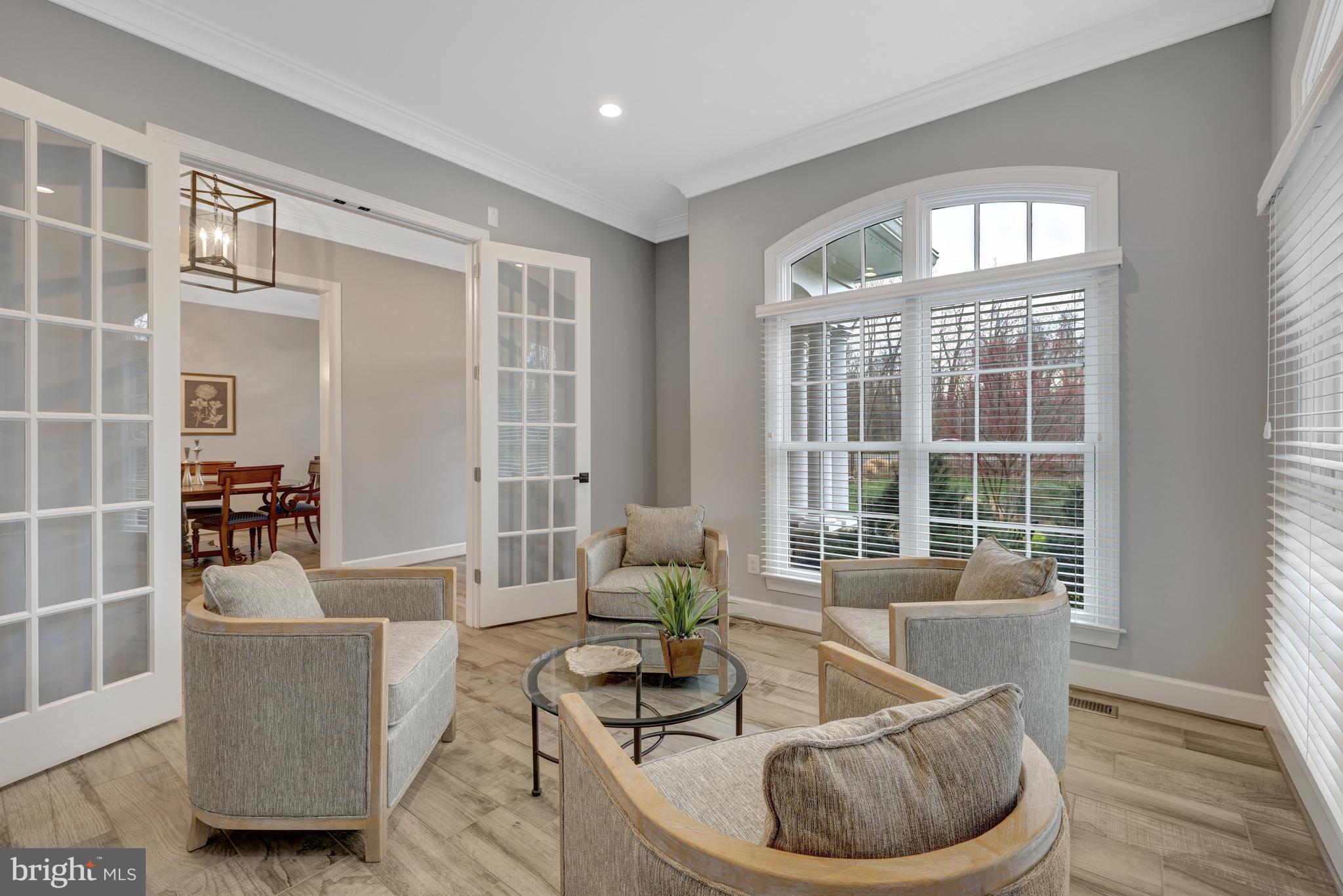 SENECA GREEN - Residential