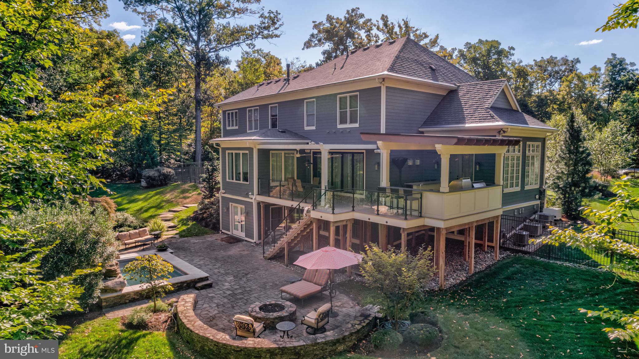 SENECA GREEN - Residential