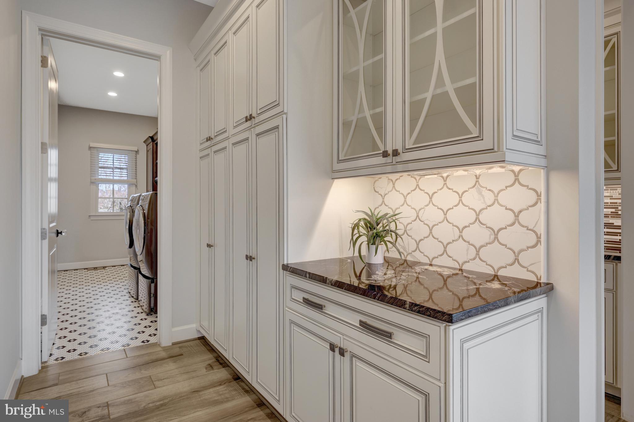 SENECA GREEN - Residential