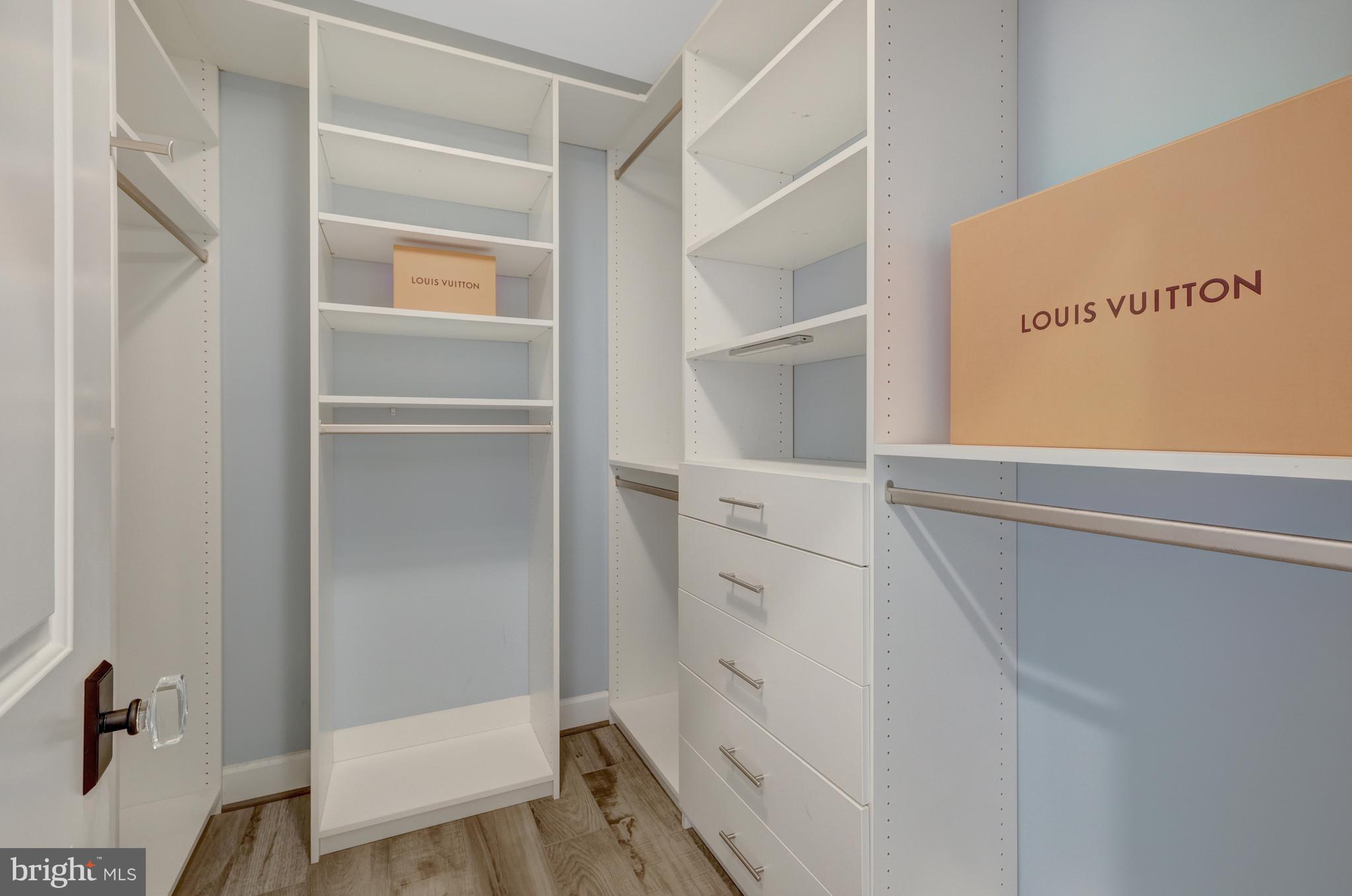 SENECA GREEN - Residential