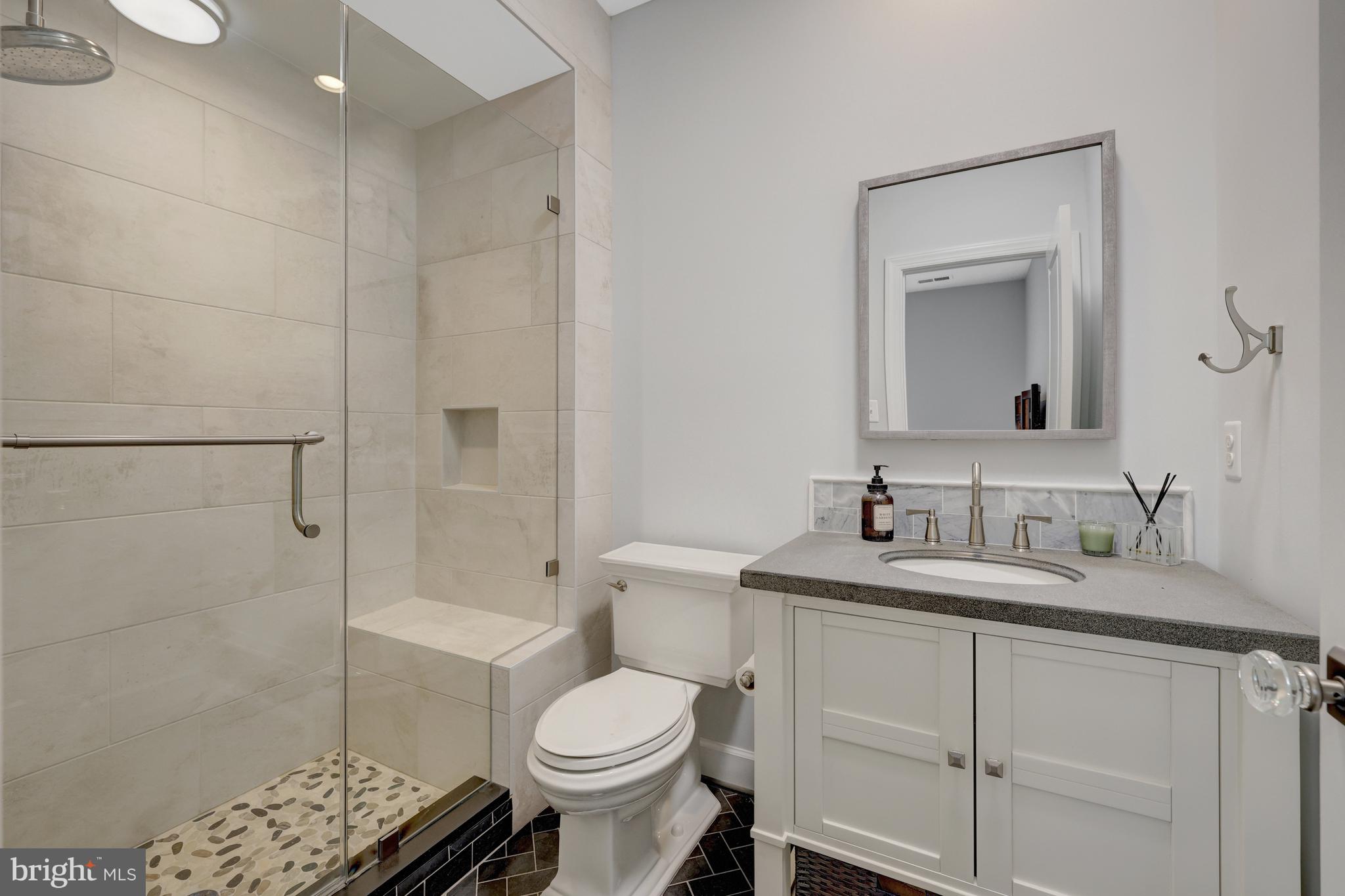 SENECA GREEN - Residential