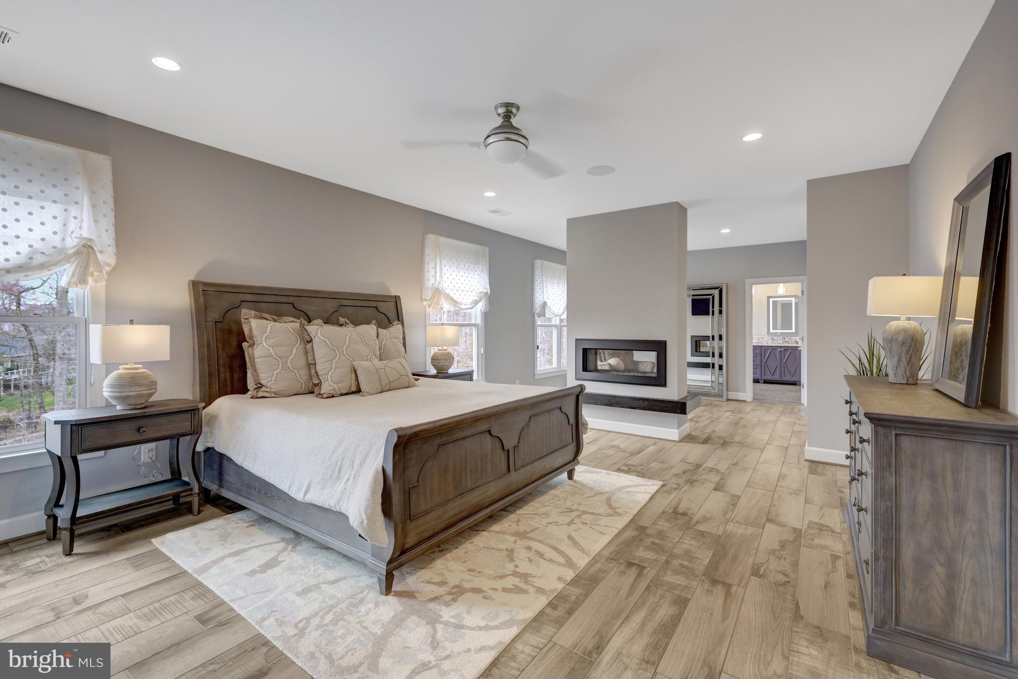 SENECA GREEN - Residential