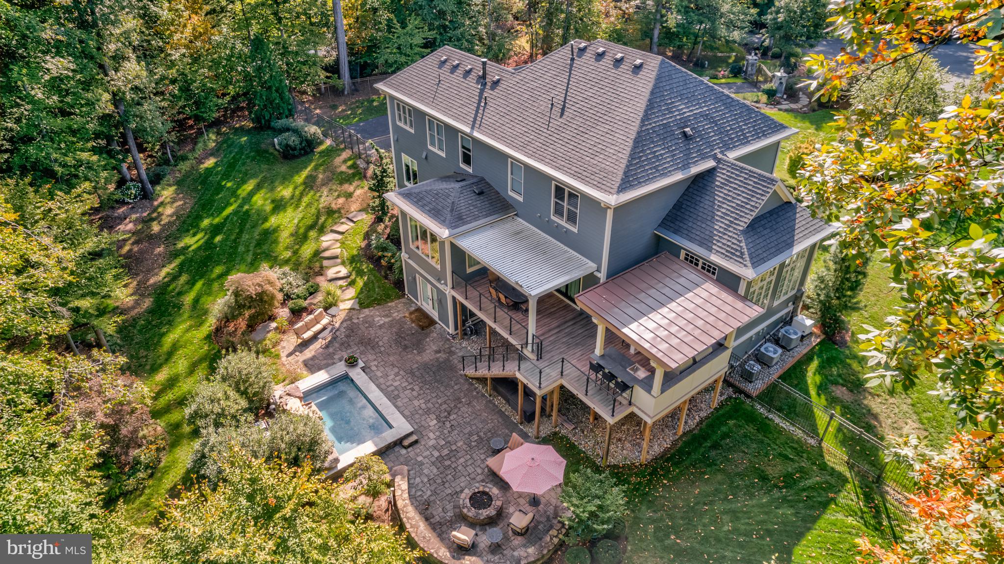 SENECA GREEN - Residential